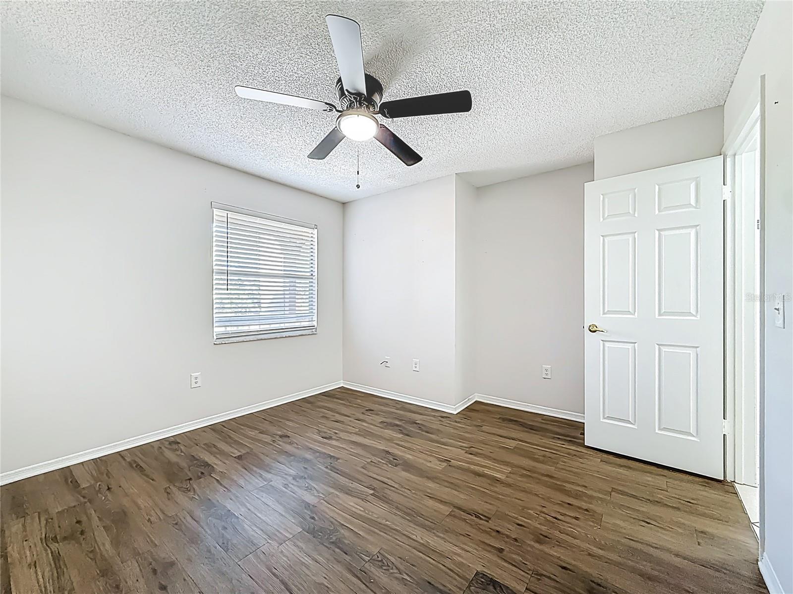 2400 Feather Sound Dr #933 Property Photo 31