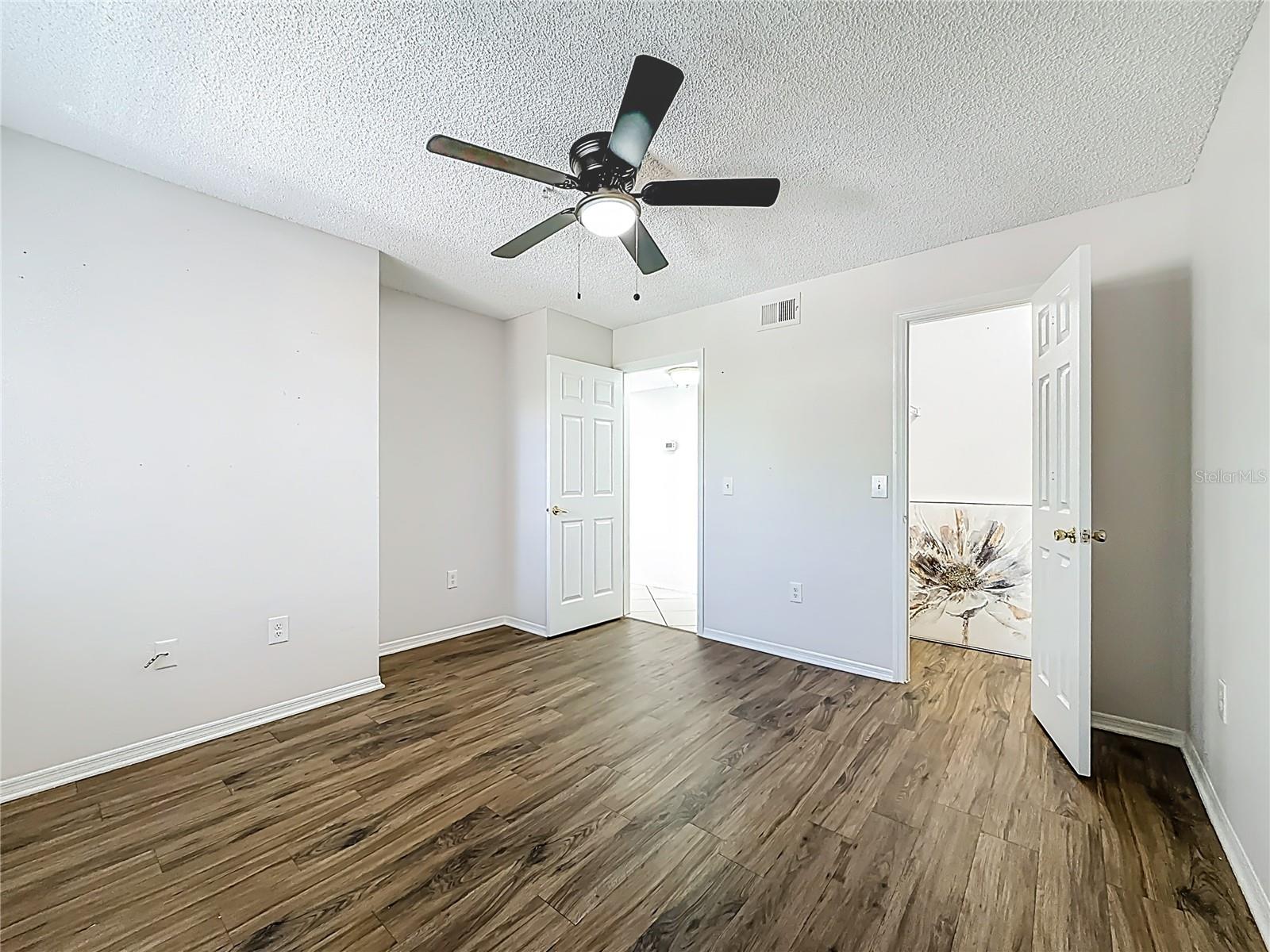 2400 Feather Sound Dr #933 Property Photo 32