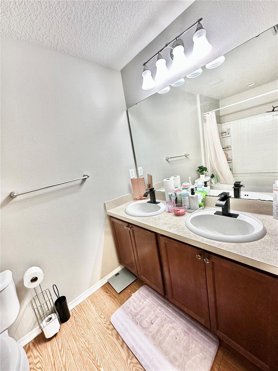 4411 Banyan Tree Pl Property Photo 16
