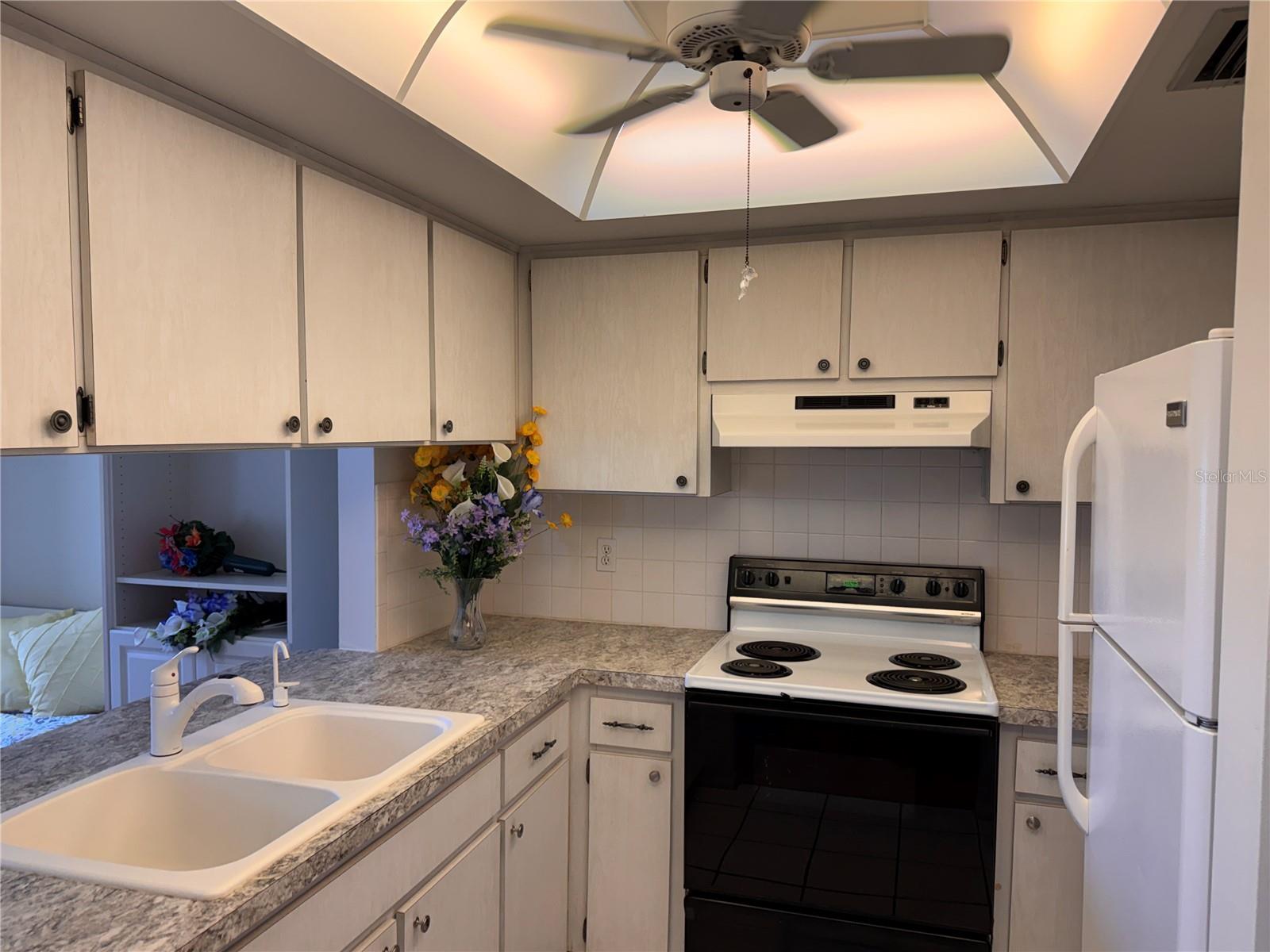 1250 S Pinellas Ave #804 Property Photo 13