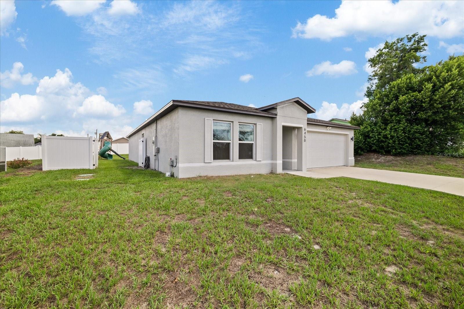 6450 Mariner Blvd Property Photo 4