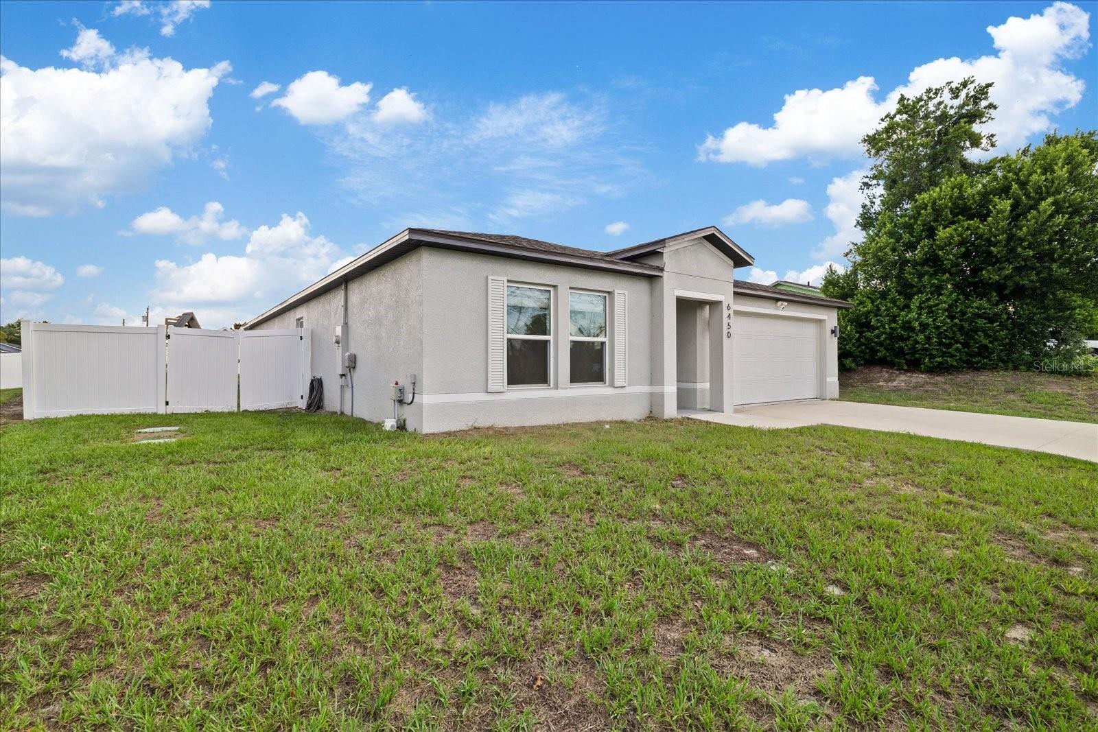 6450 Mariner Blvd Property Photo 7