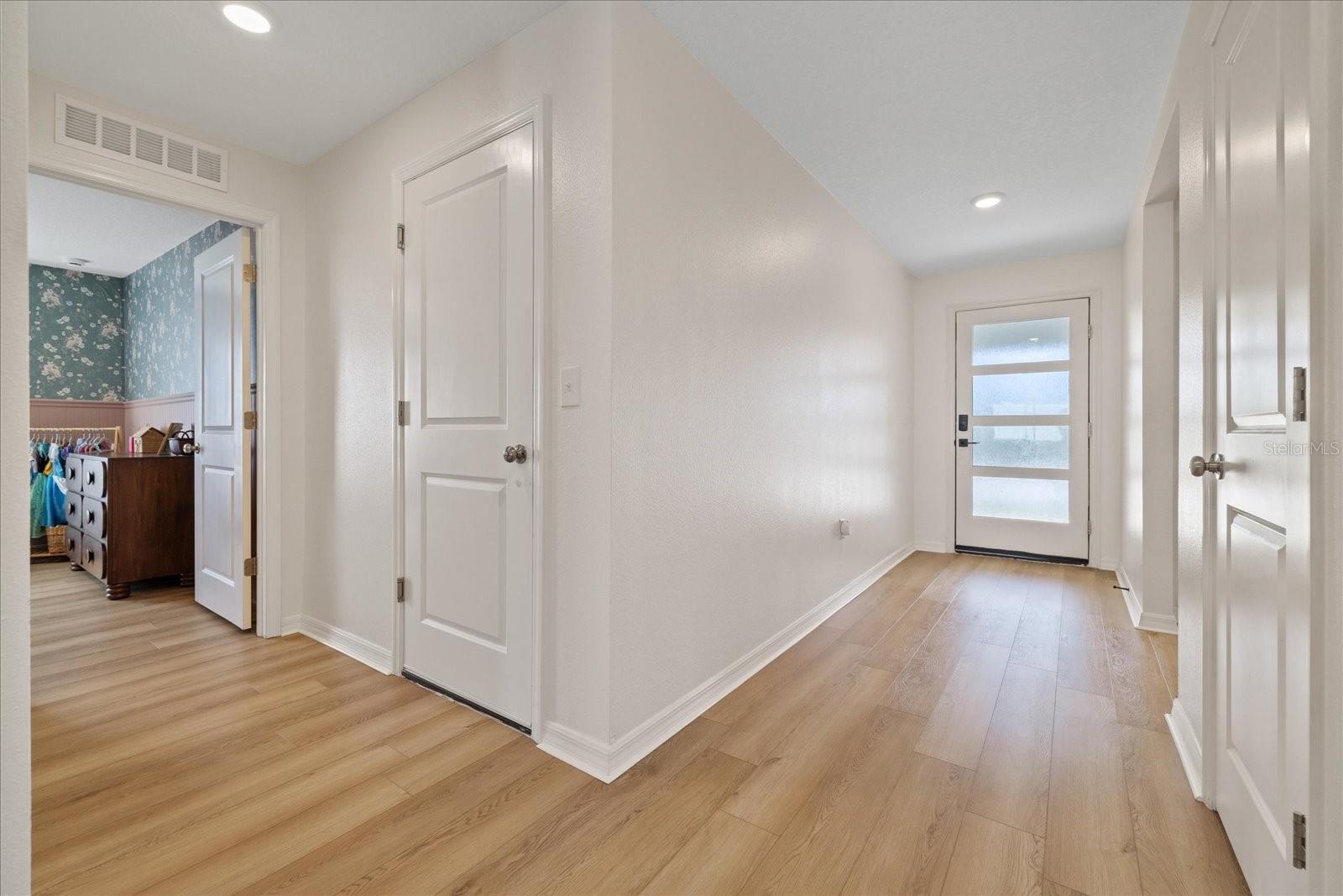 6450 Mariner Blvd Property Photo 18