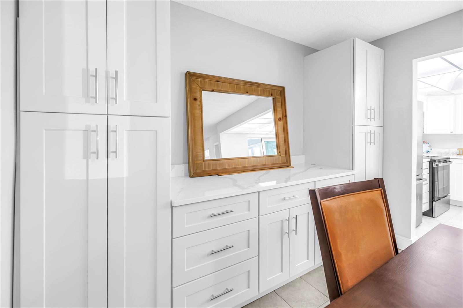 4700 Cove Cir #103 Property Photo 14