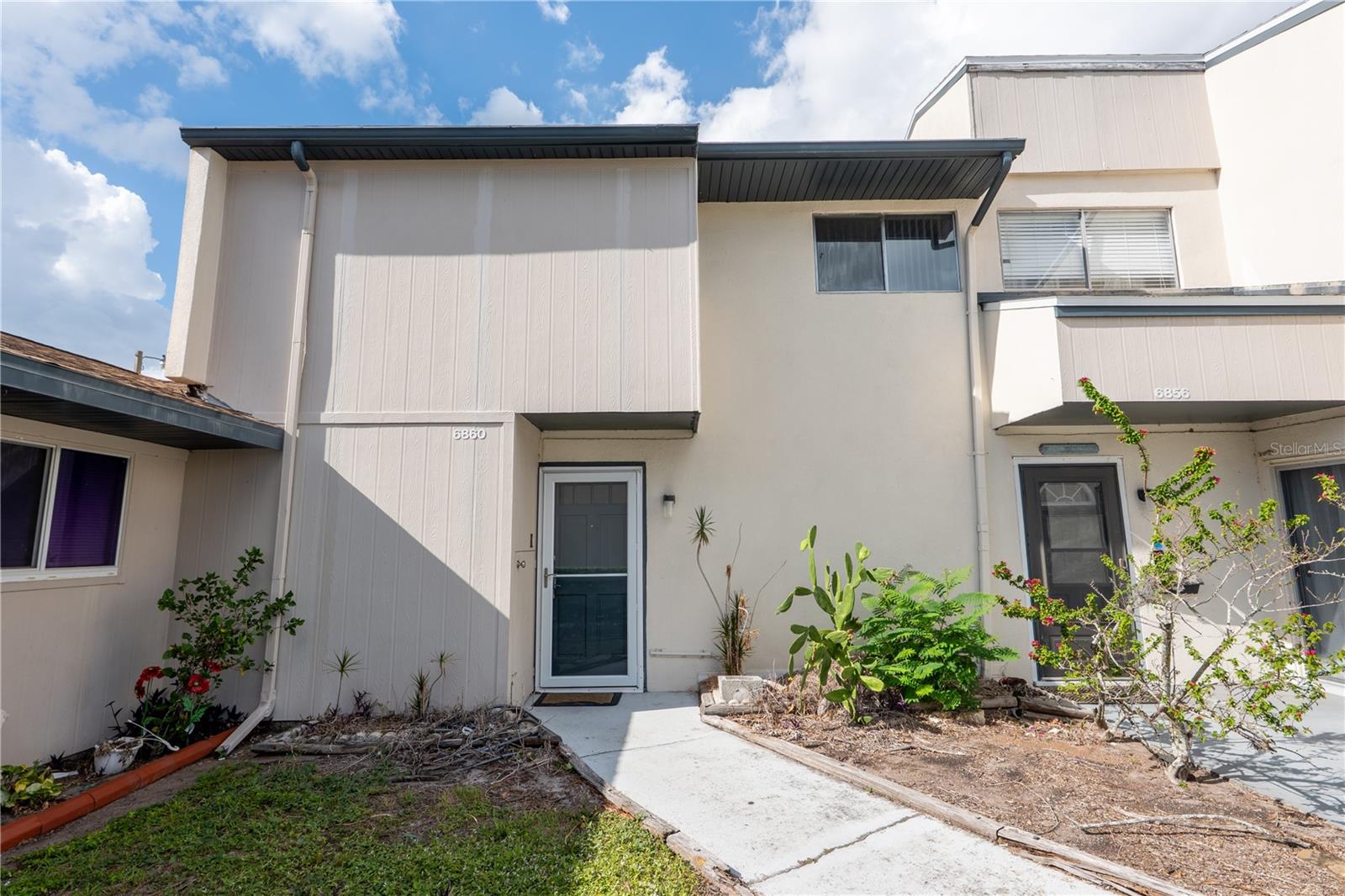 6860 WHITMAN CT #32B Property Photo 1