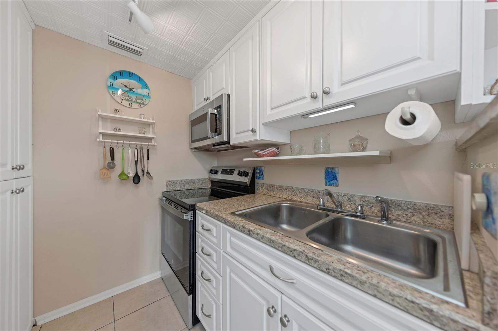 2600 N Paula Dr #12d Property Photo 18