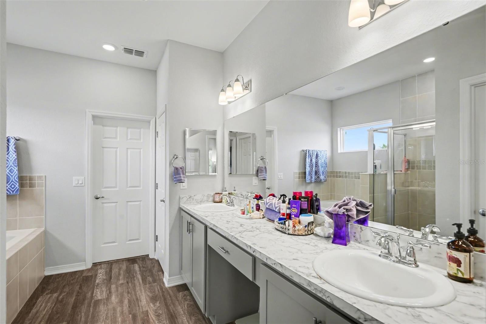 6749 Abbywood Ln Property Photo 18