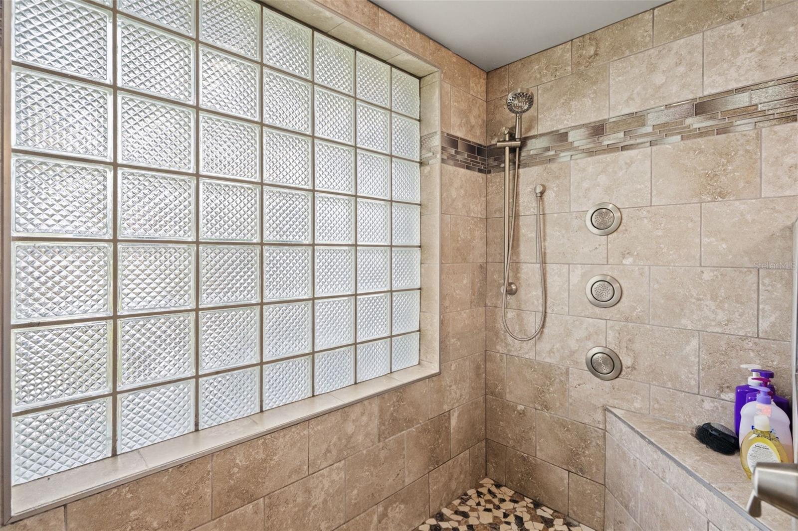 5052 Florentine Ct Property Photo 26