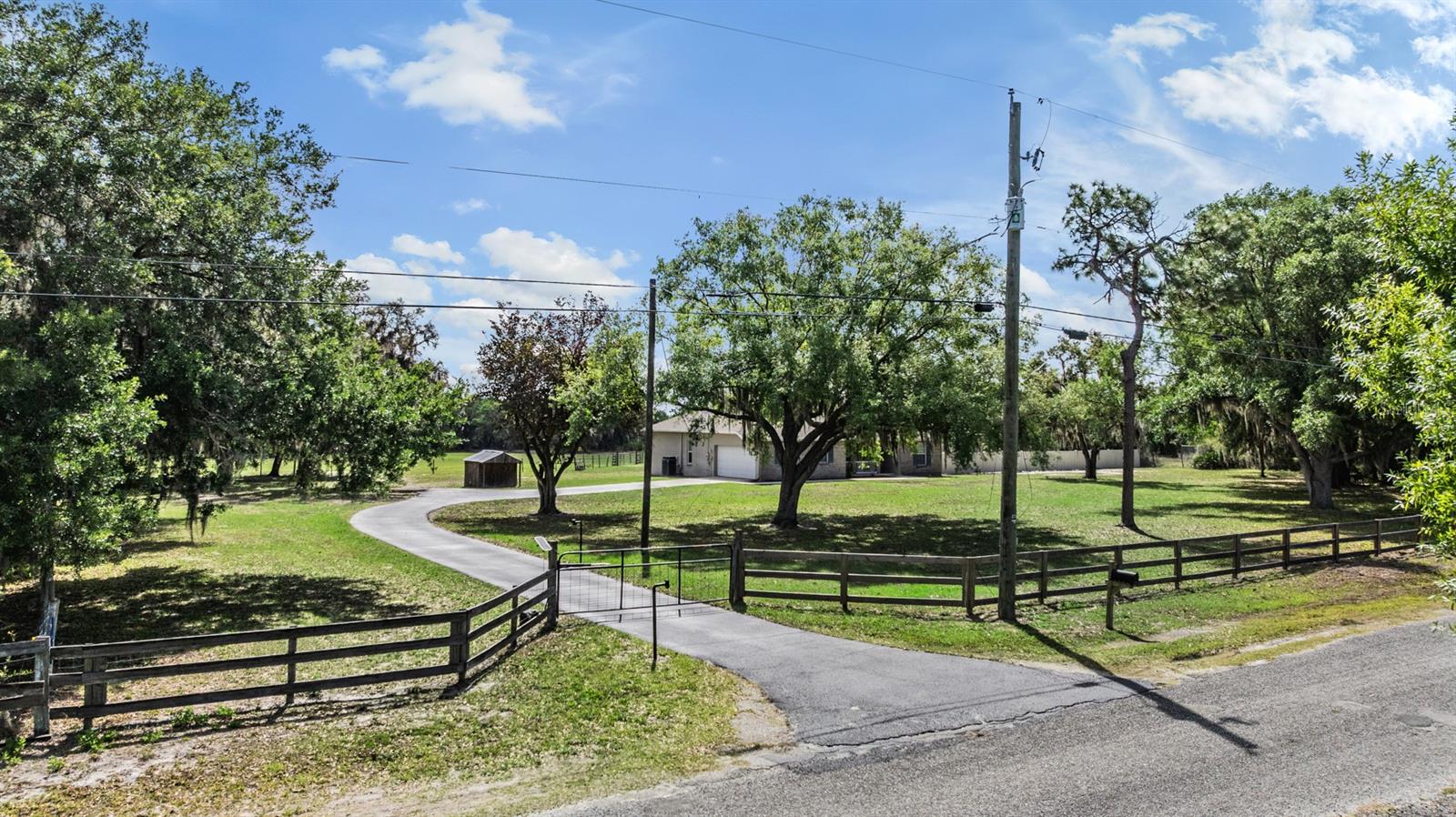 17216 Alderman Turner Rd Property Photo 2