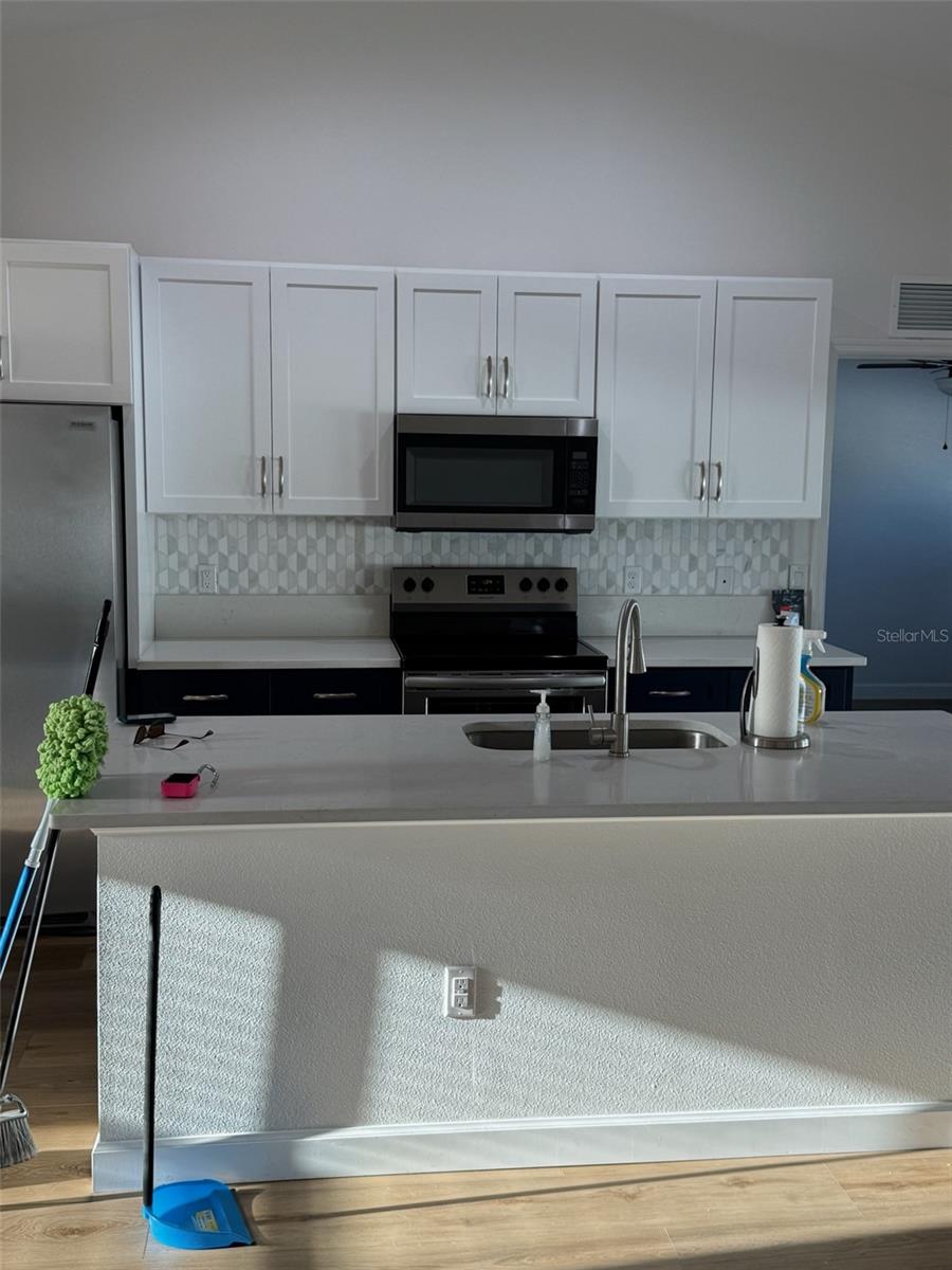 5290 Weatherton St Property Photo 6