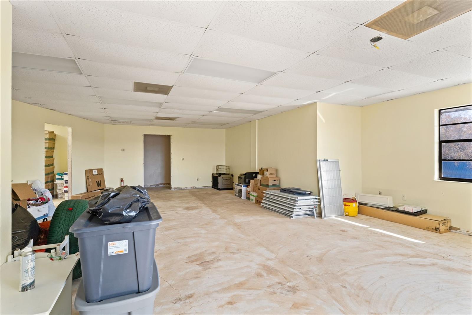 1108 Commercial Way Property Photo 14