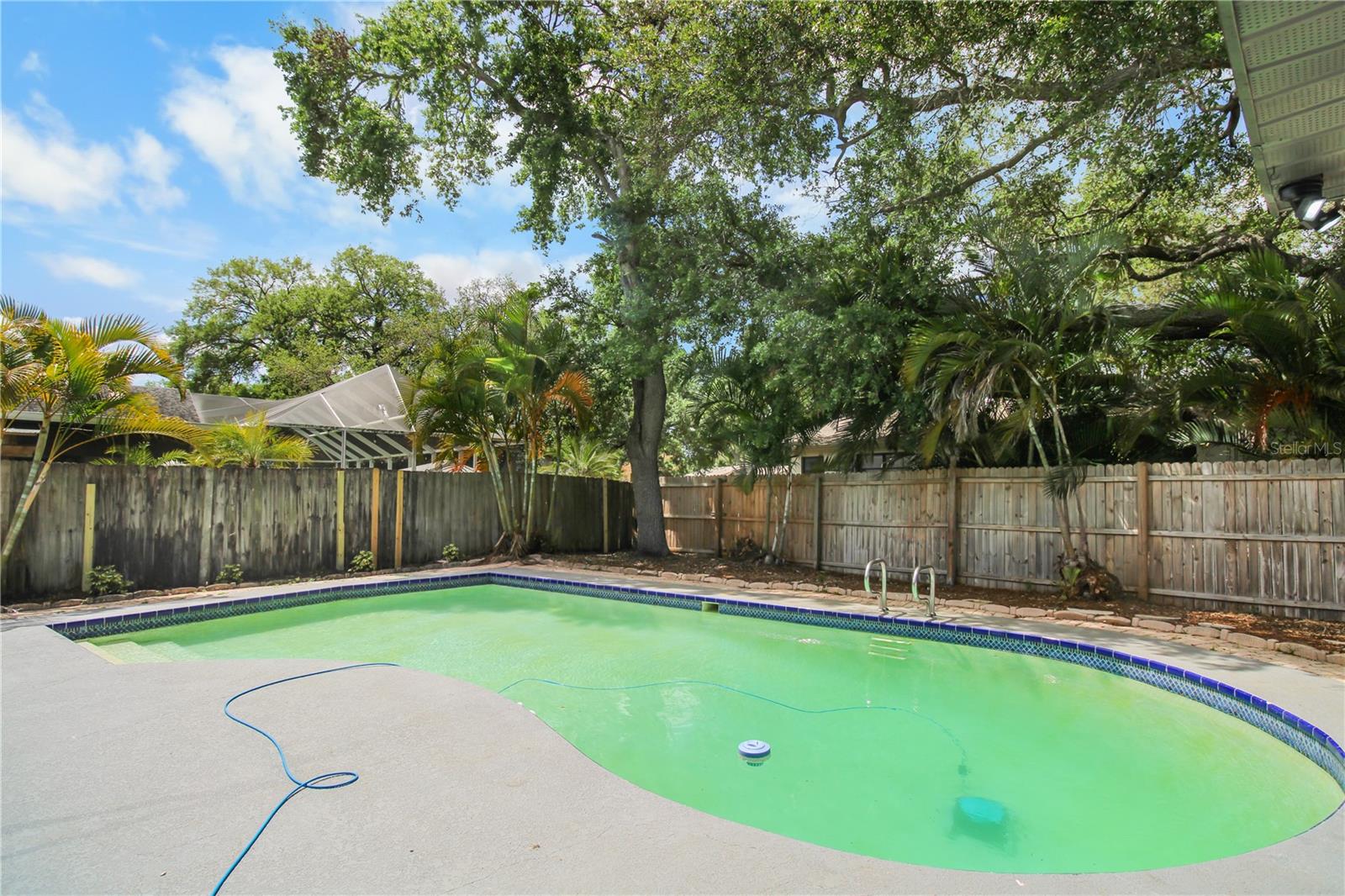 11492 93rd St Property Photo 3