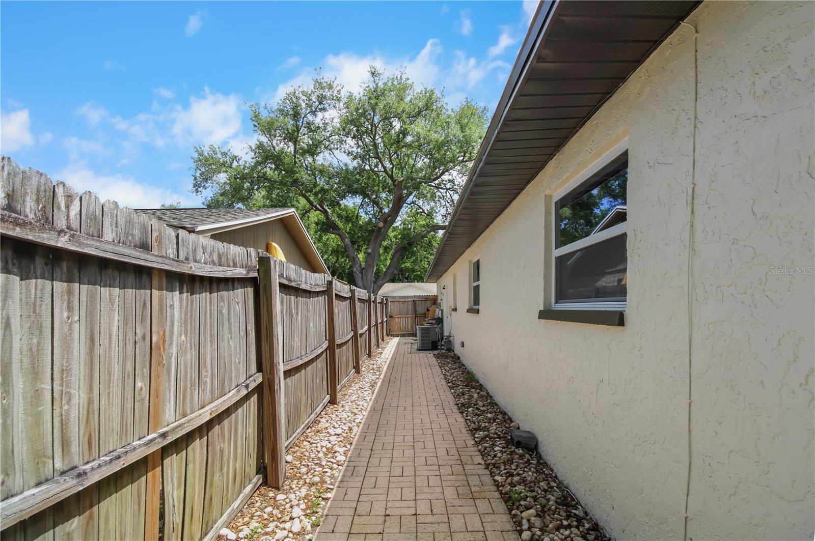 11492 93rd St Property Photo 33