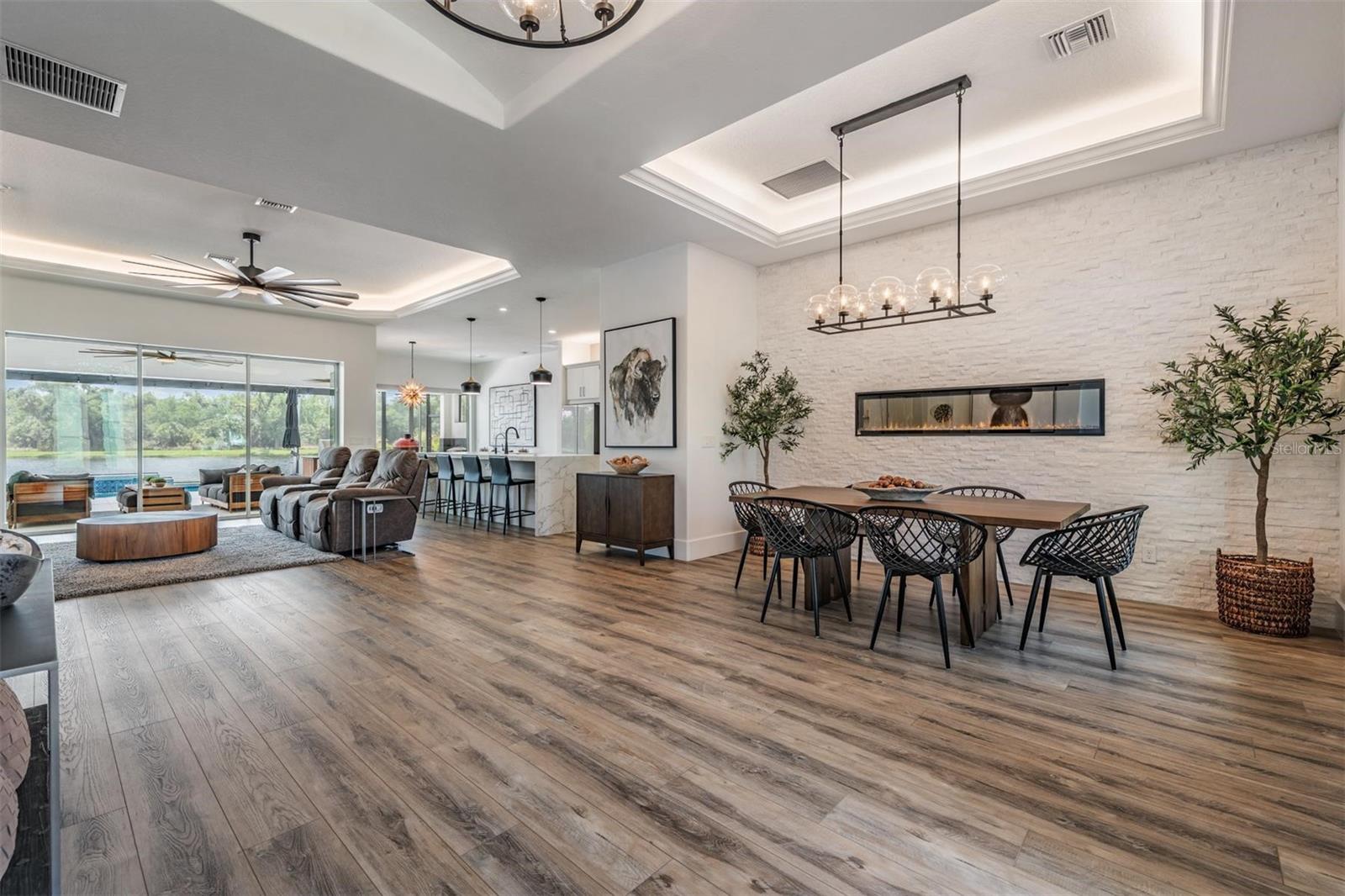 16007 39th Gln E Property Photo 6