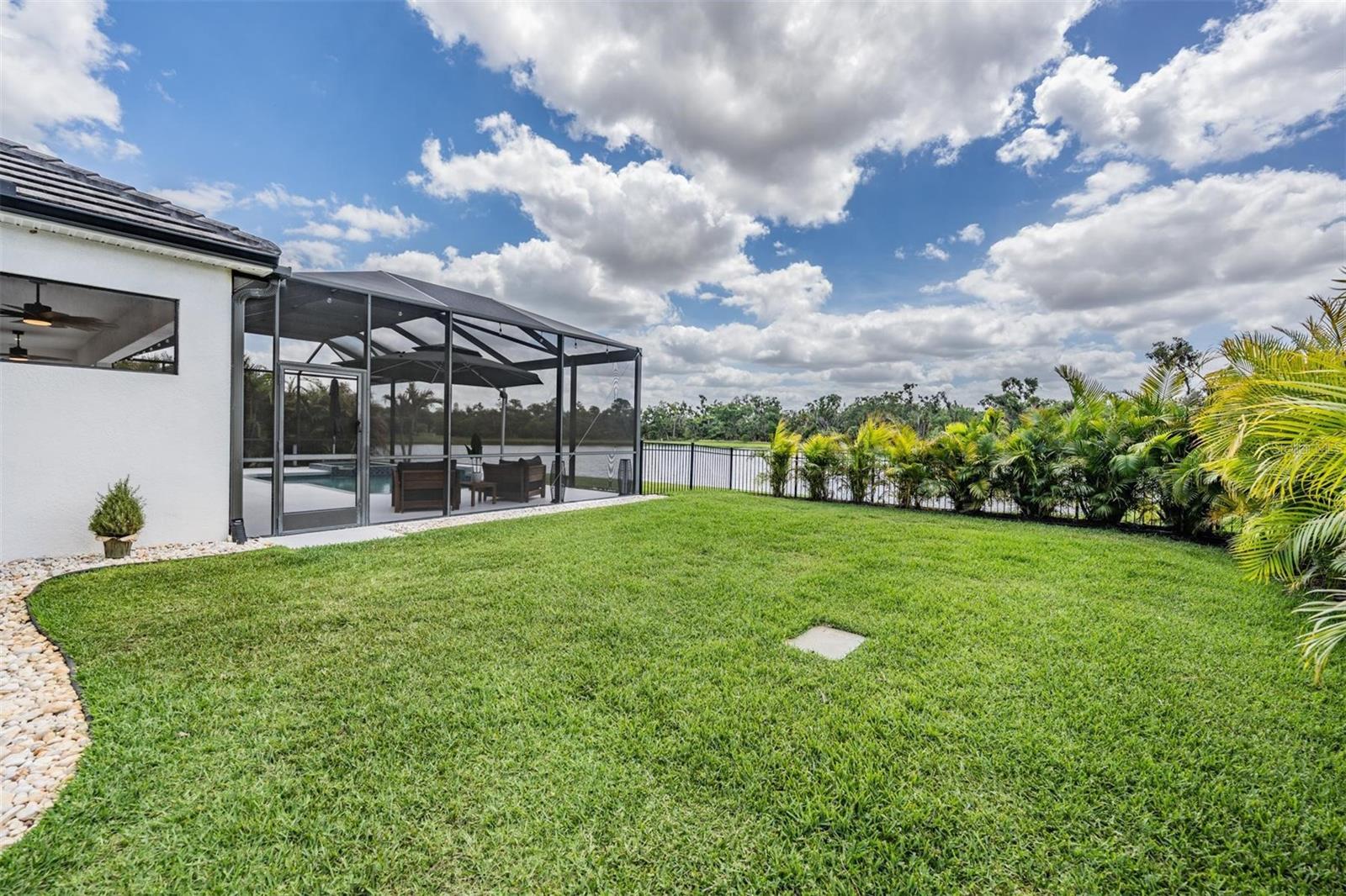 16007 39th Gln E Property Photo 44