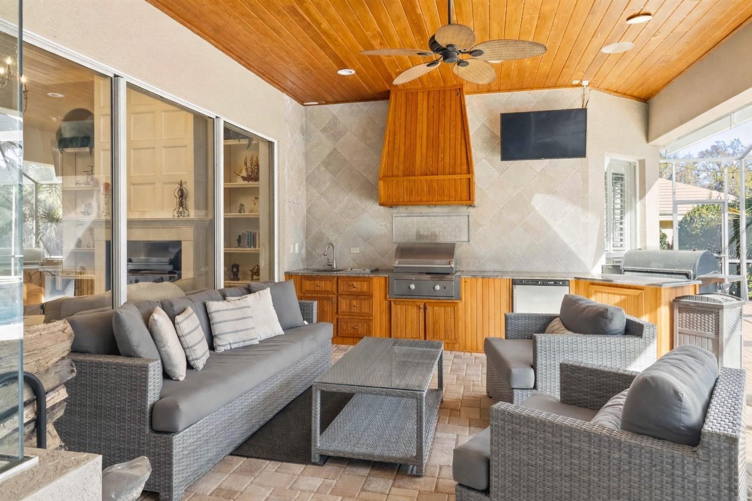 15108 Kestrelglen Way Property Photo 9