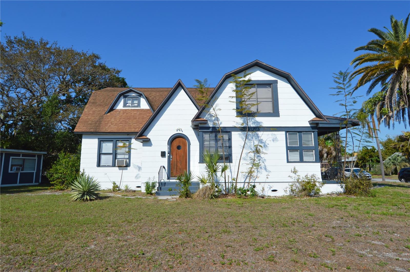 2800 Dartmouth Ave N Property Photo 4