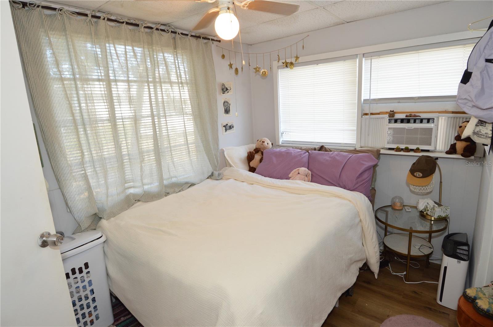 2800 Dartmouth Ave N Property Photo 45