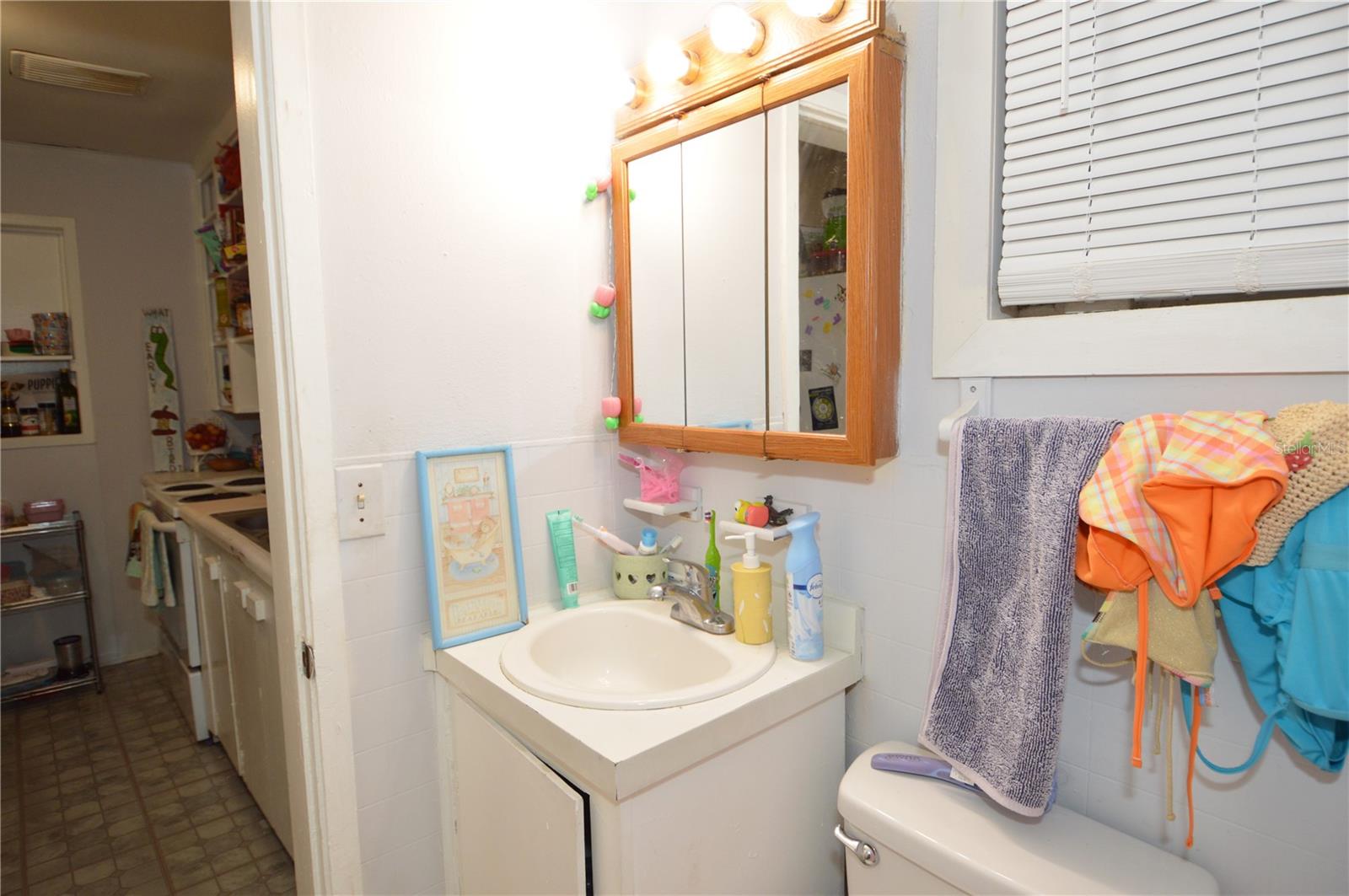 2800 Dartmouth Ave N Property Photo 61