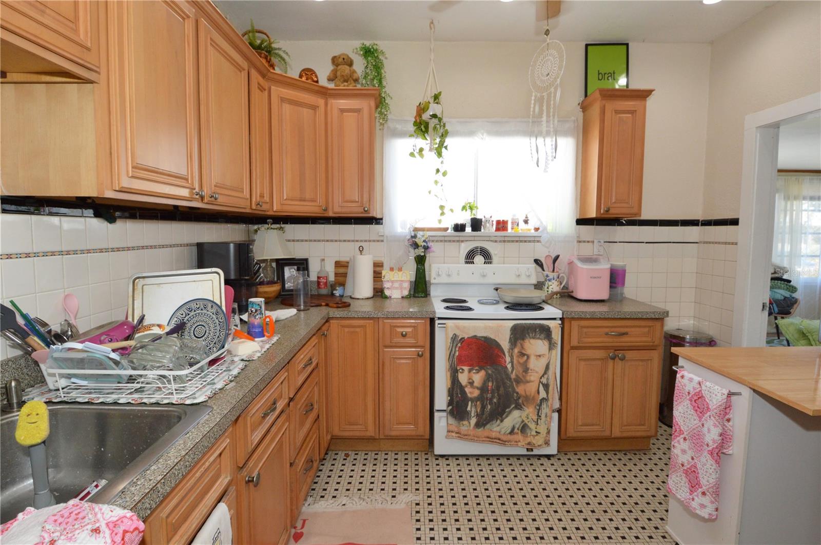 2800 Dartmouth Ave N Property Photo 96