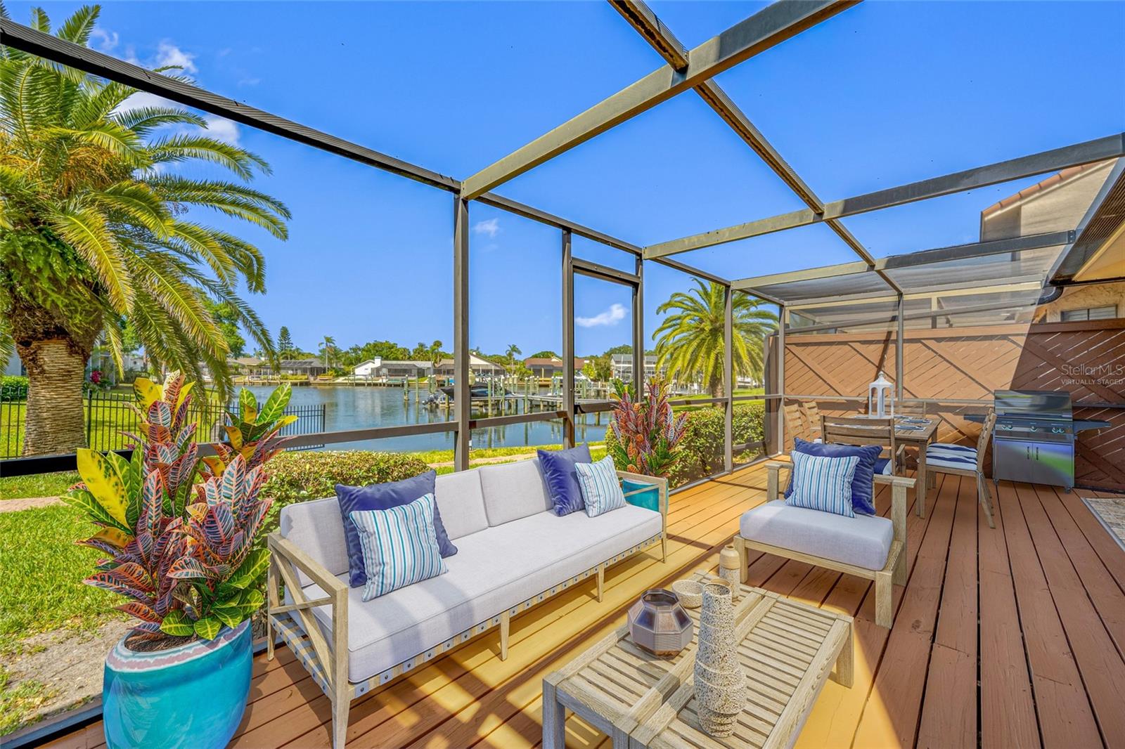 10416 Saint Tropez Pl Property Photo 3
