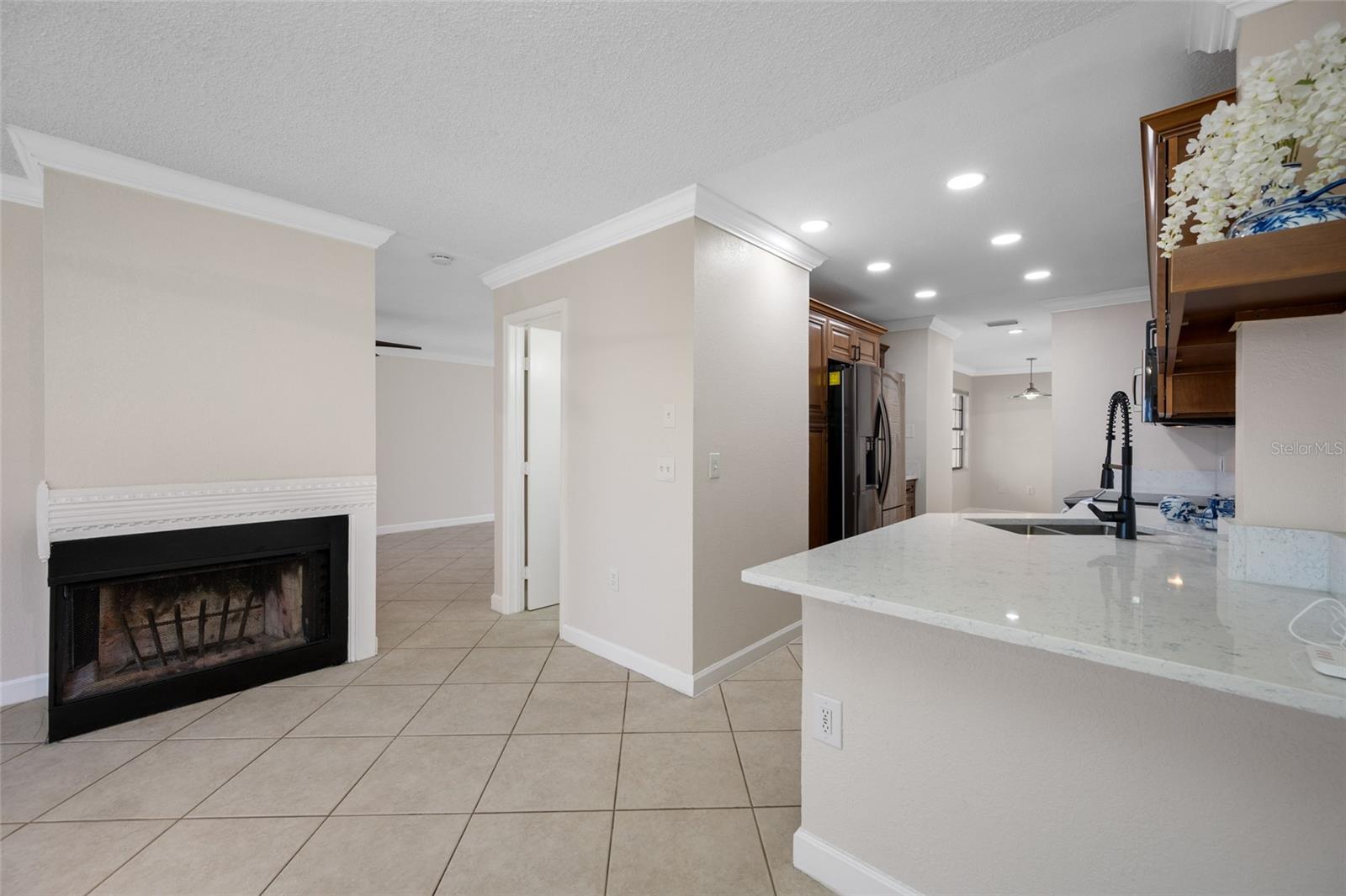 10416 Saint Tropez Pl Property Photo 21