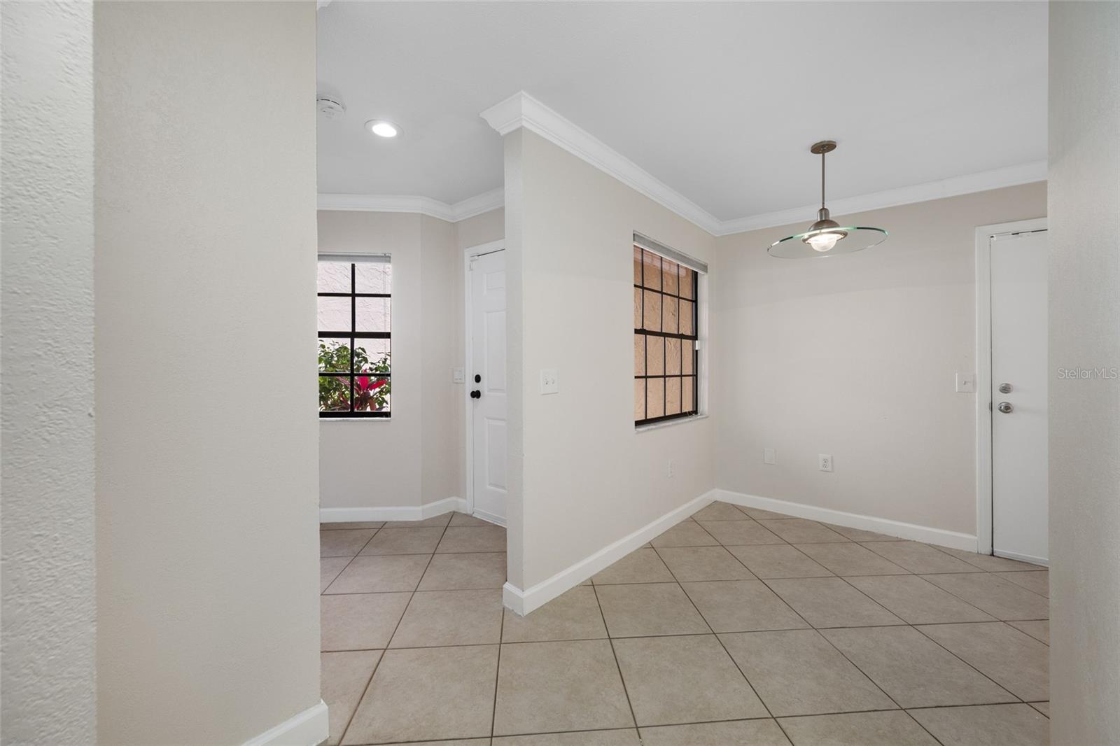 10416 Saint Tropez Pl Property Photo 25