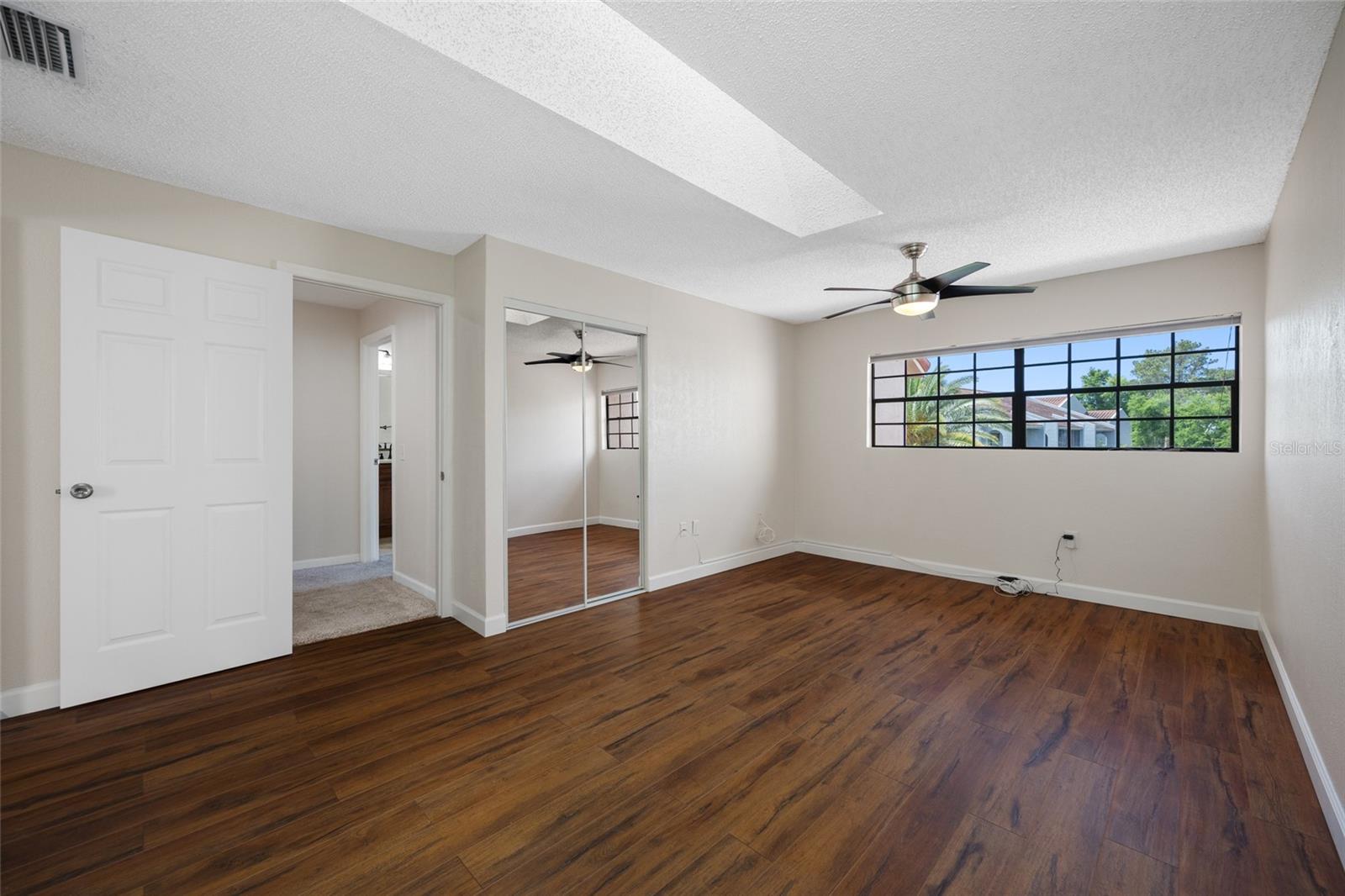 10416 Saint Tropez Pl Property Photo 33