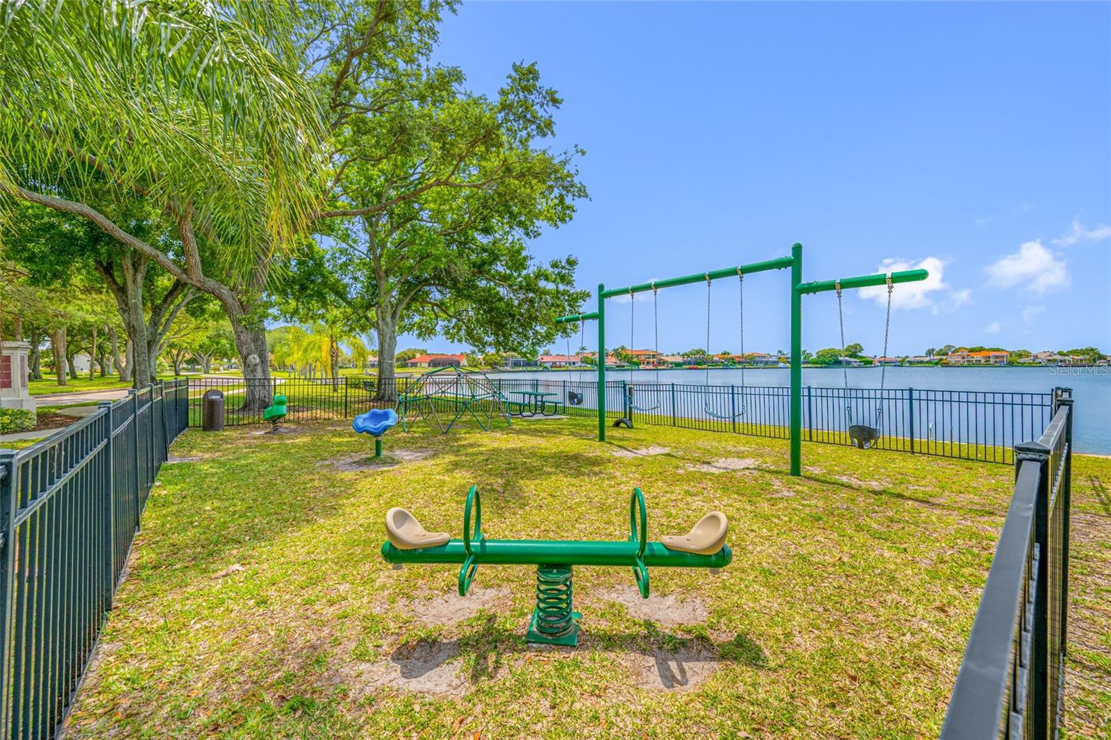 10416 Saint Tropez Pl Property Photo 63