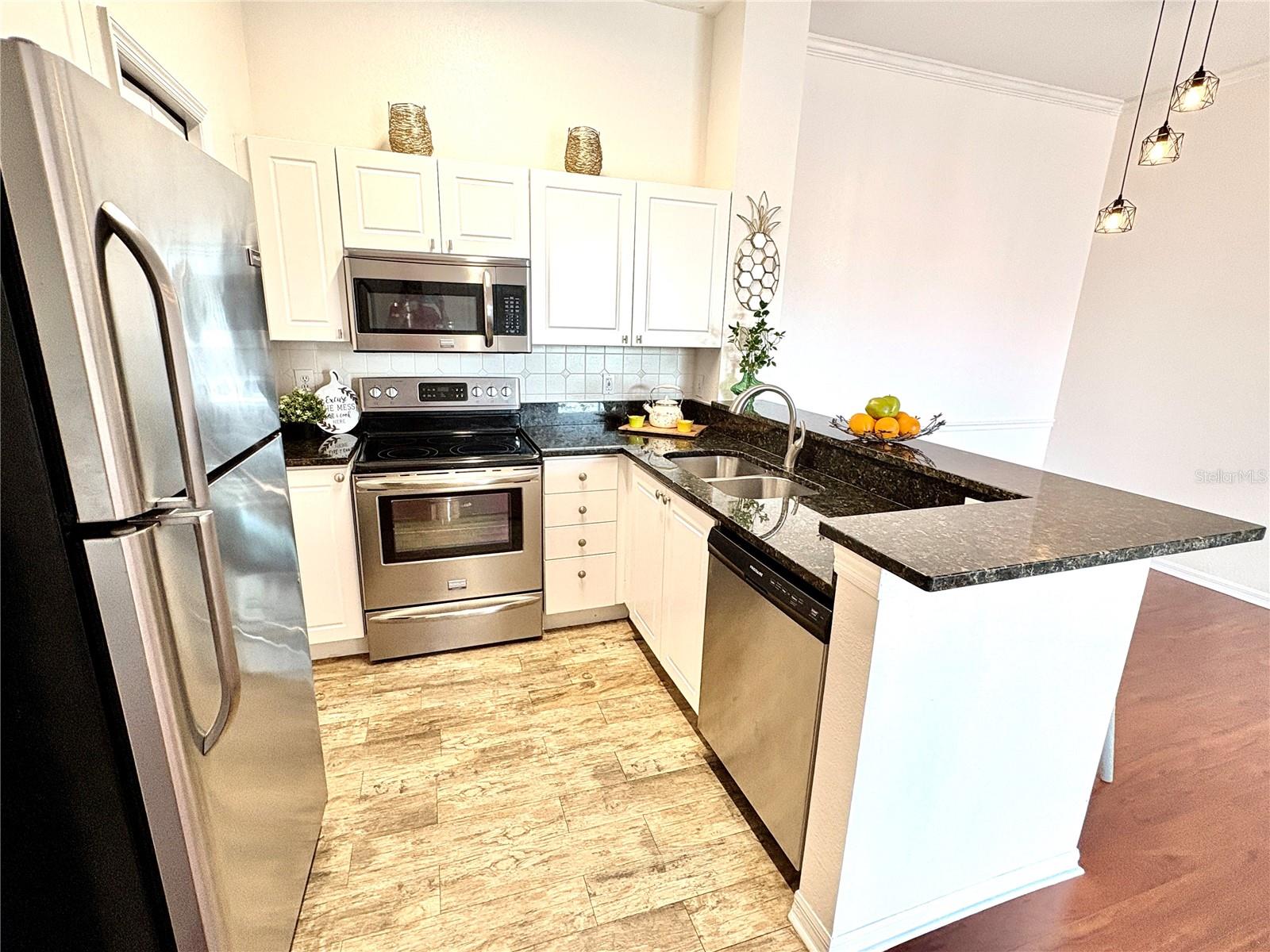 18107 Peregrines Perch Pl #6303 Property Photo 3
