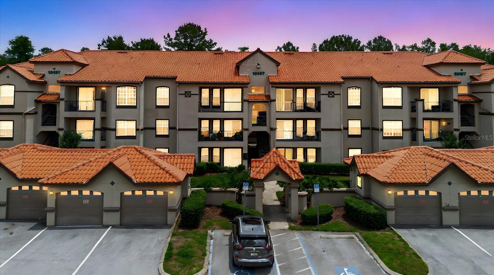 18107 Peregrines Perch Pl #6303 Property Photo 31