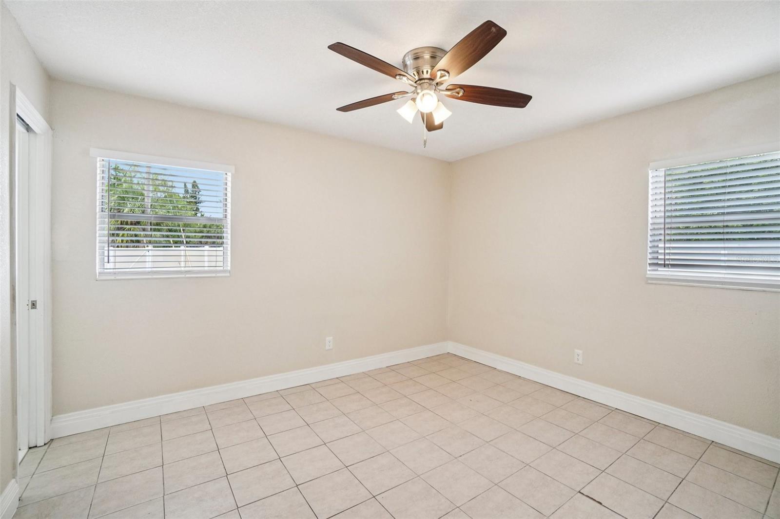 541 Firefly Ln Property Photo 32