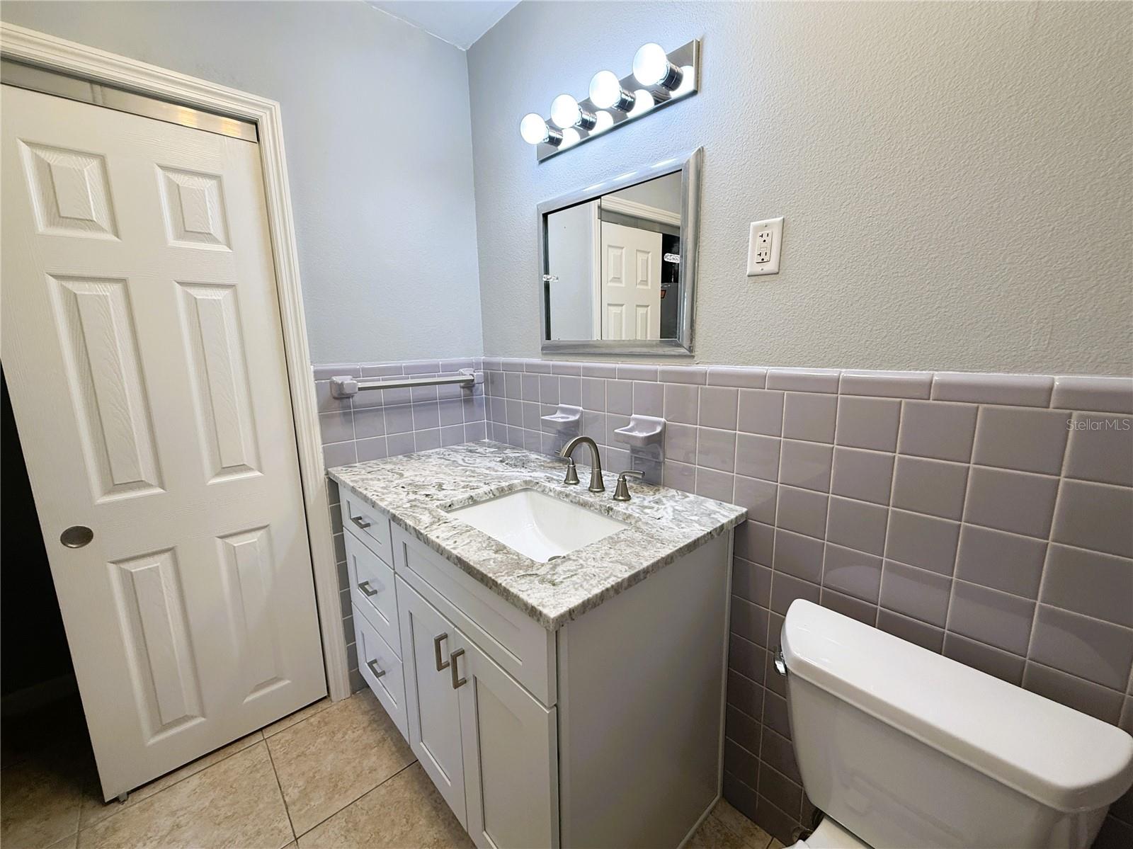500 140th Ave E Property Photo 6