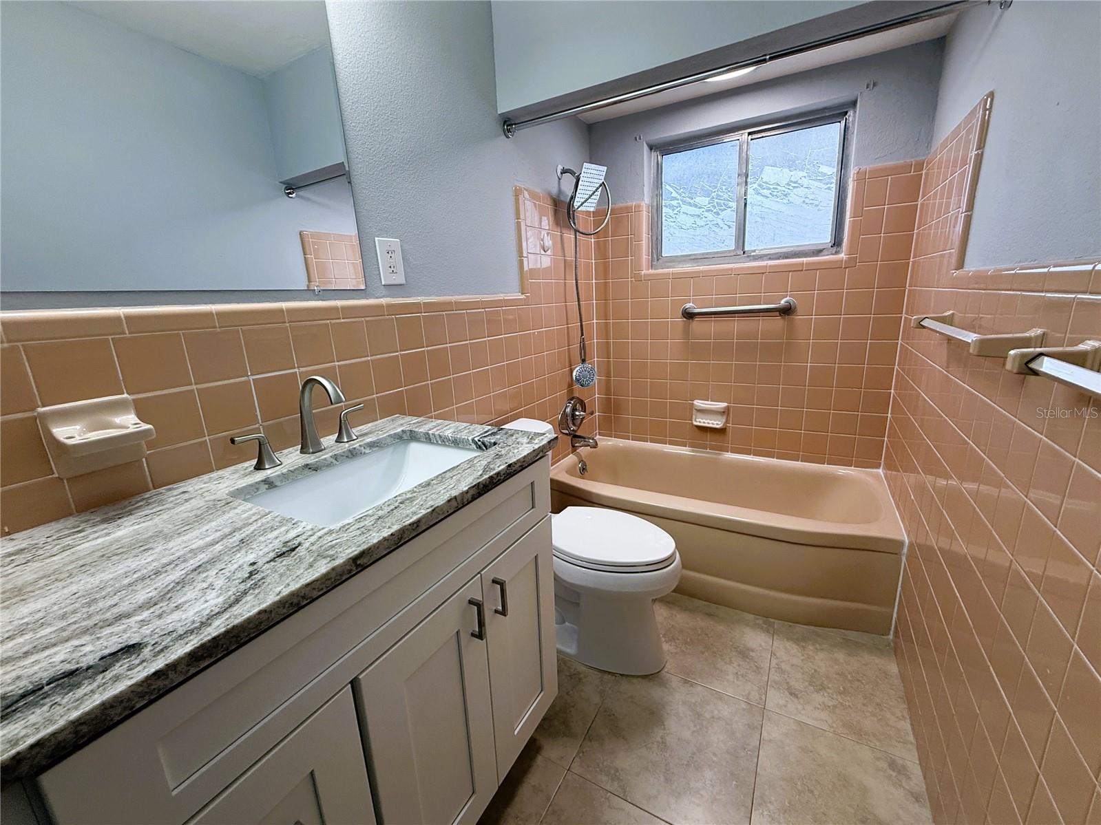 500 140th Ave E Property Photo 22