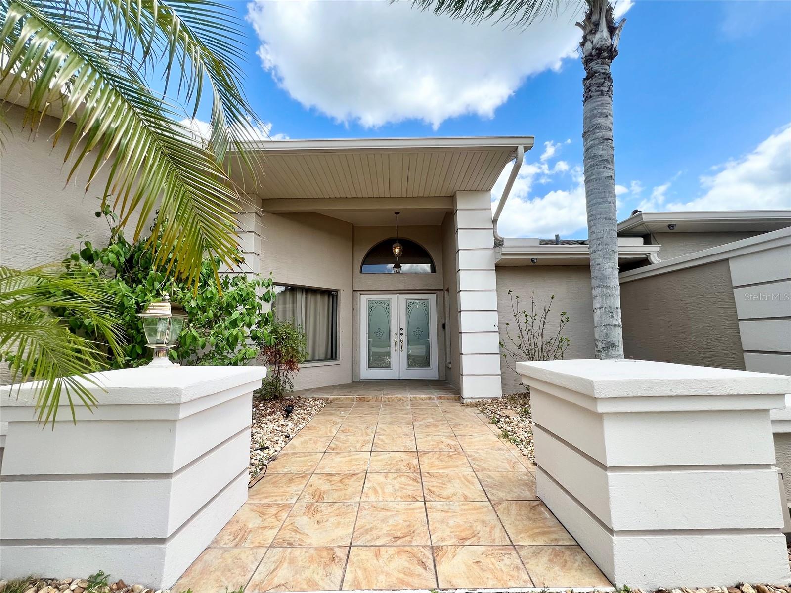 5810 Redhawk Dr Property Photo 4