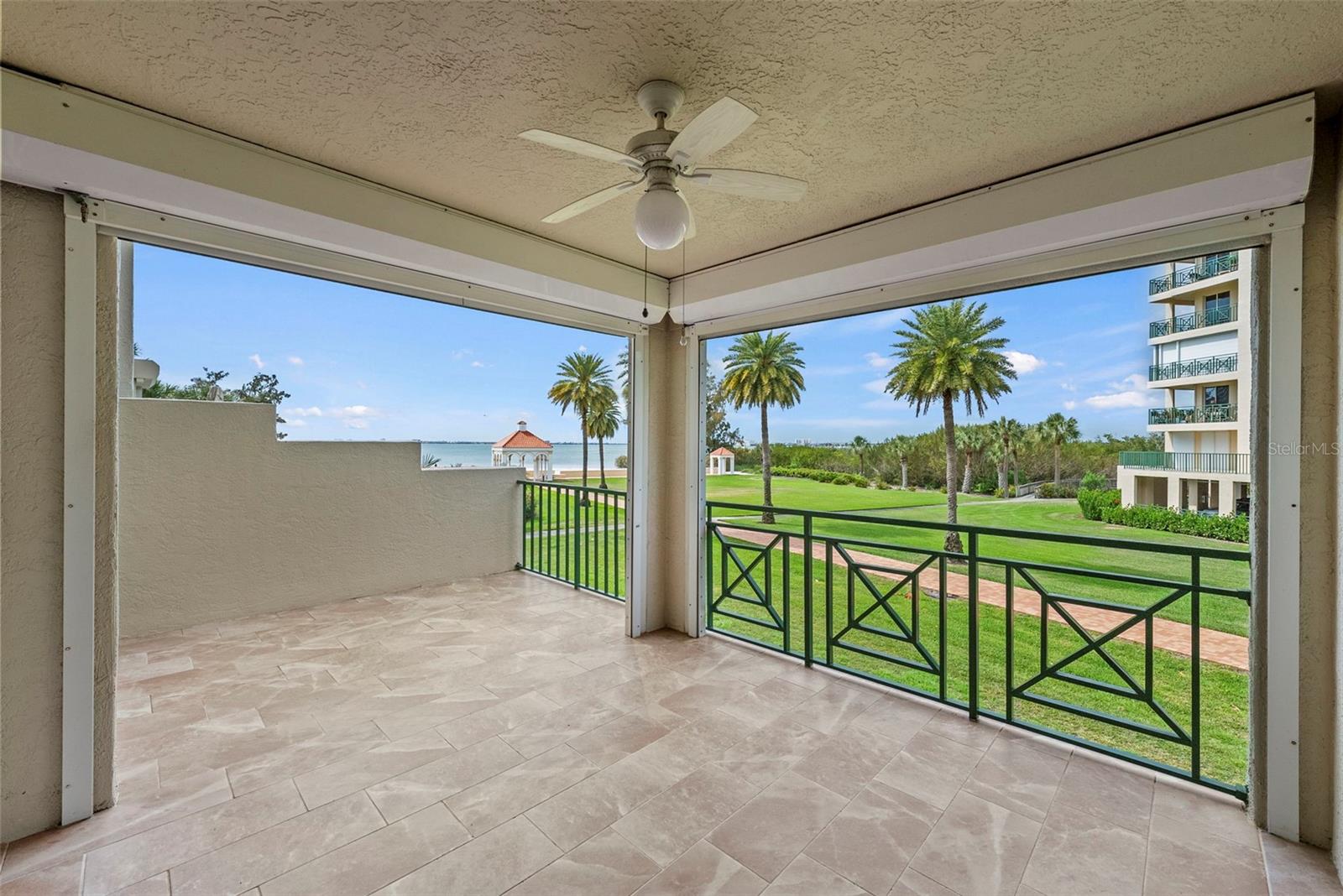 4780 Dolphin Cay Ln S #109 Property Photo 9