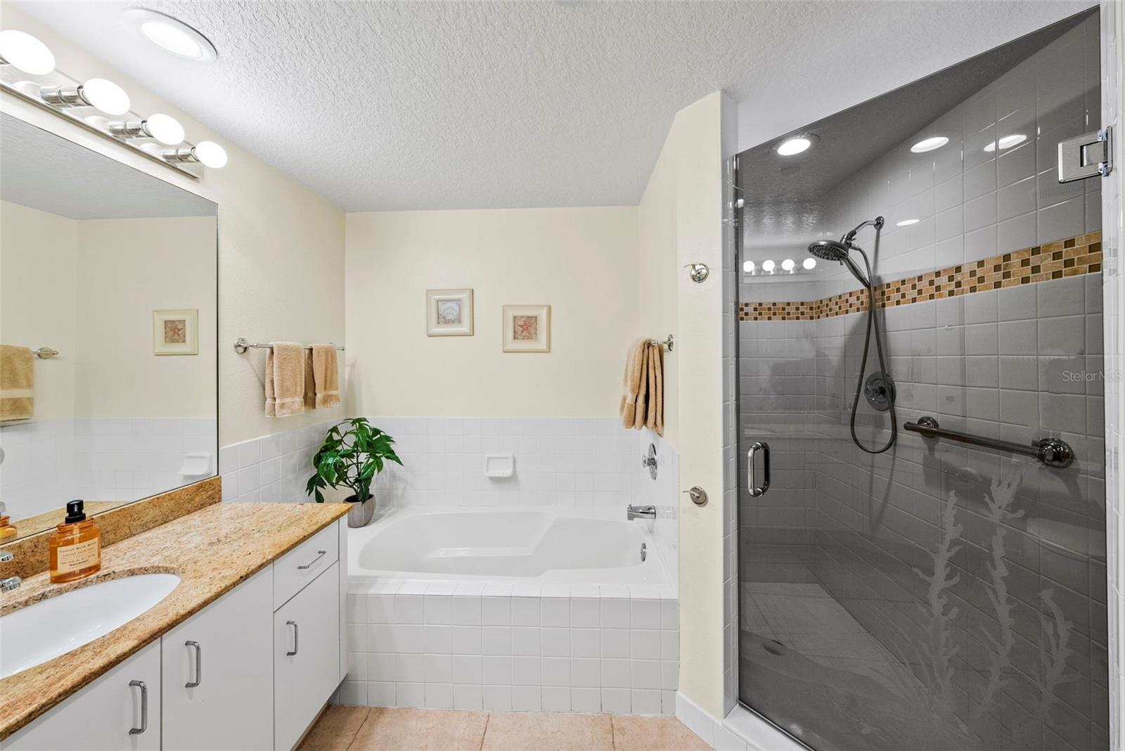 4780 Dolphin Cay Ln S #109 Property Photo 18
