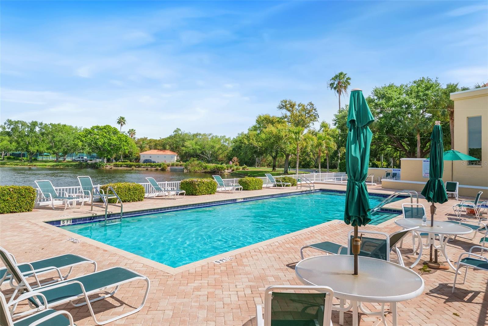4780 Dolphin Cay Ln S #109 Property Photo 38