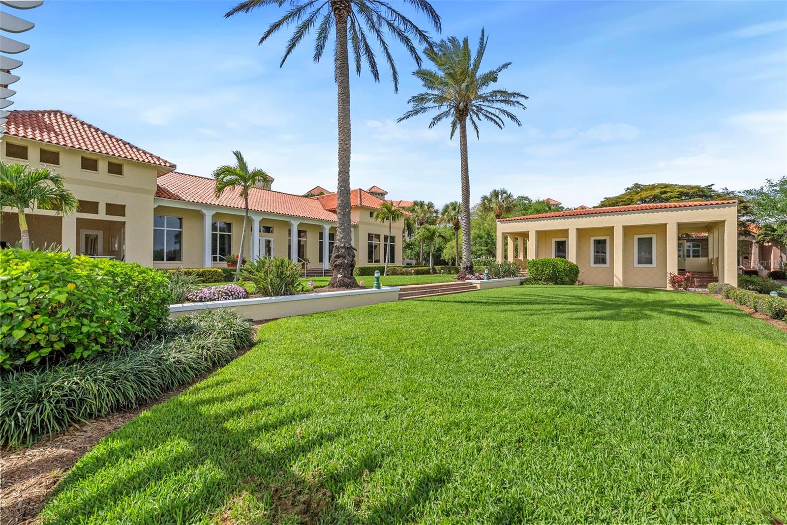 4780 Dolphin Cay Ln S #109 Property Photo 48