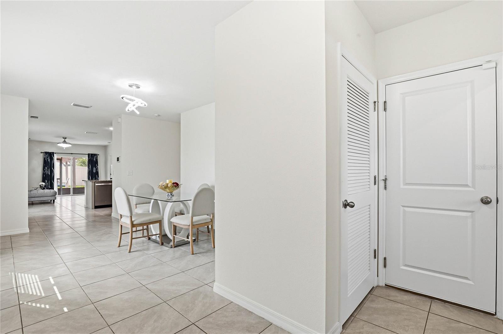 2839 Maiden Grass Isle Property Photo 3
