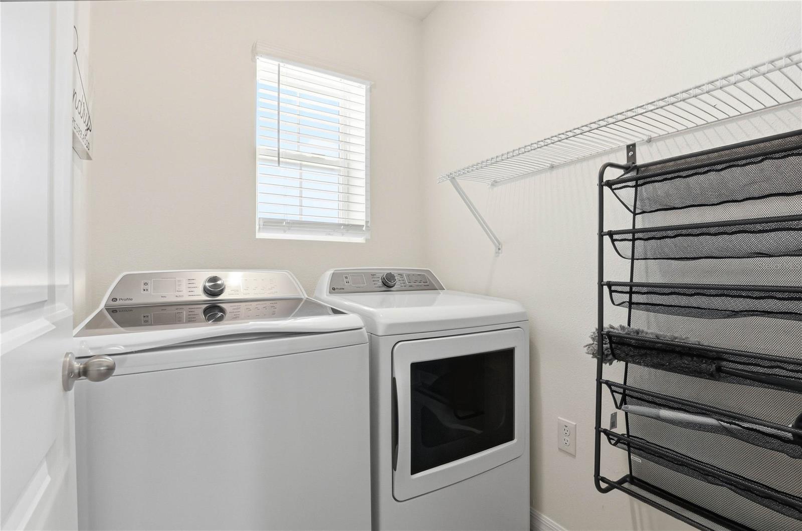 2839 Maiden Grass Isle Property Photo 4