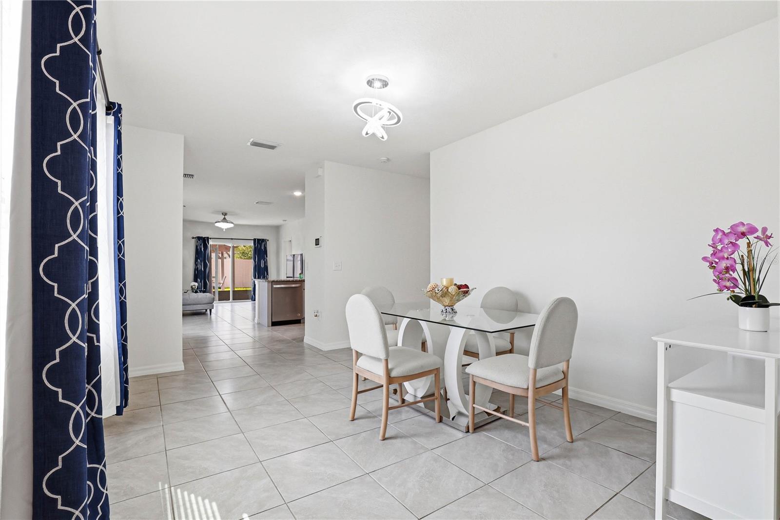 2839 Maiden Grass Isle Property Photo 7