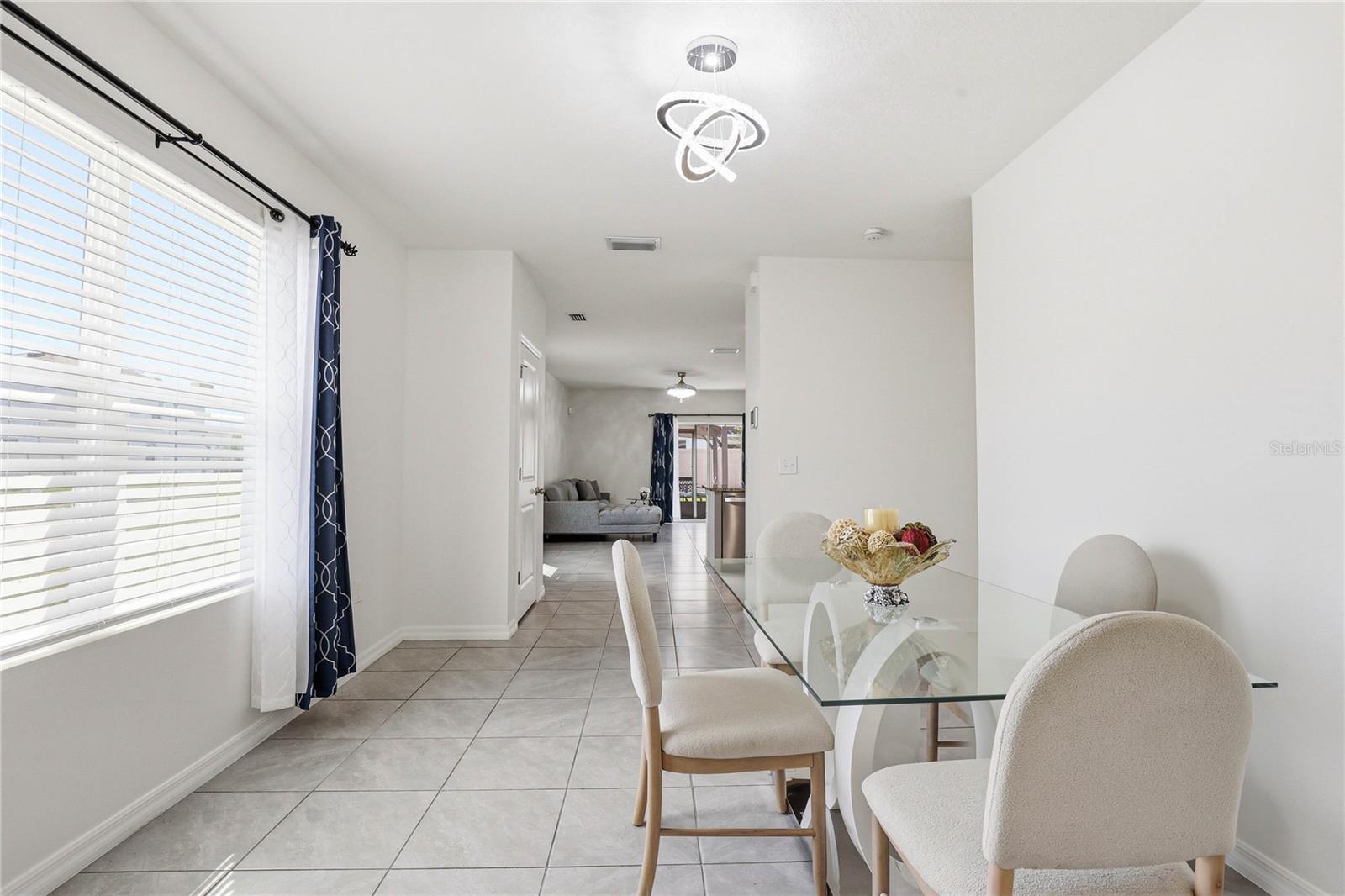 2839 Maiden Grass Isle Property Photo 8