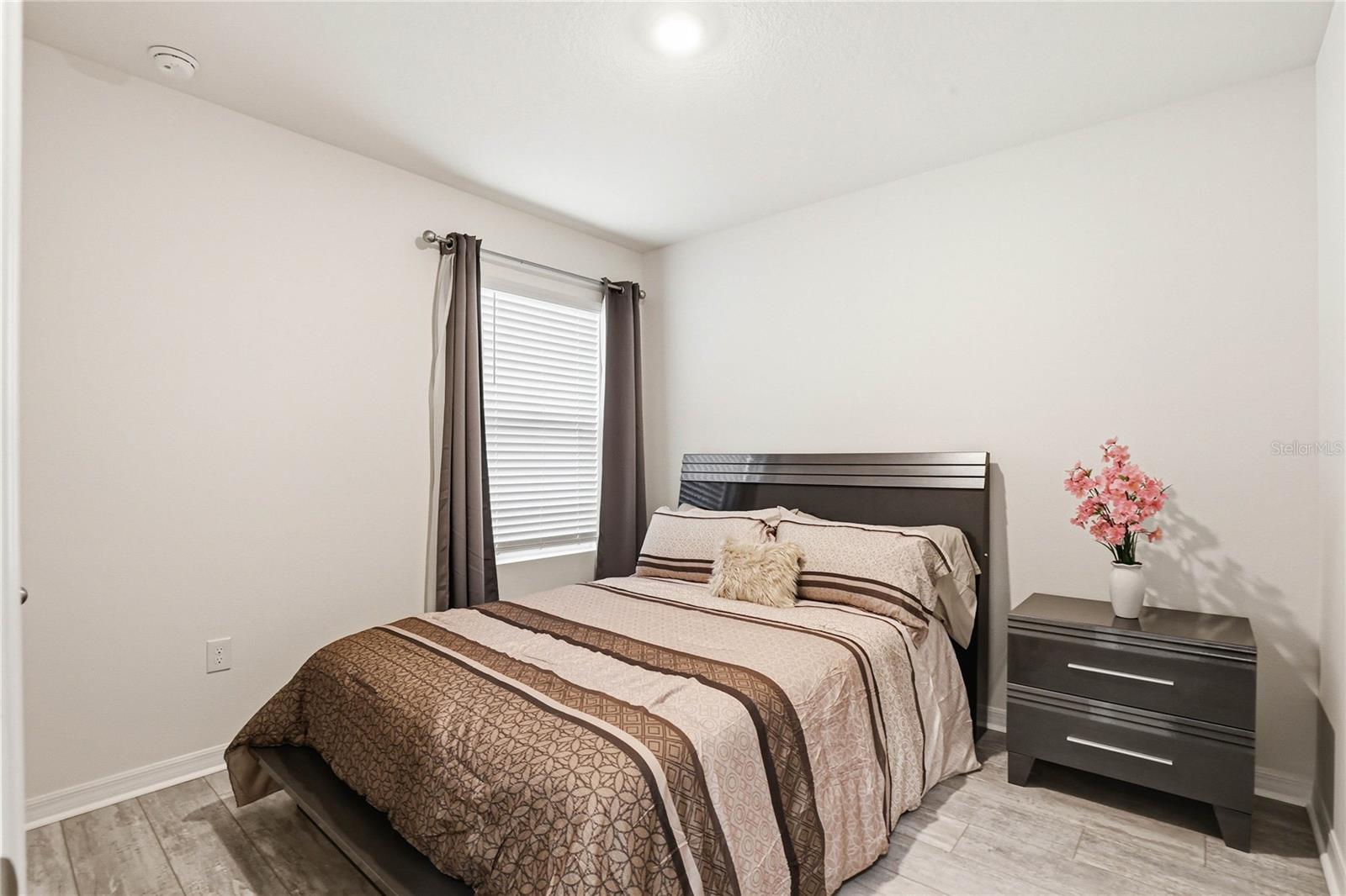 2839 Maiden Grass Isle Property Photo 11
