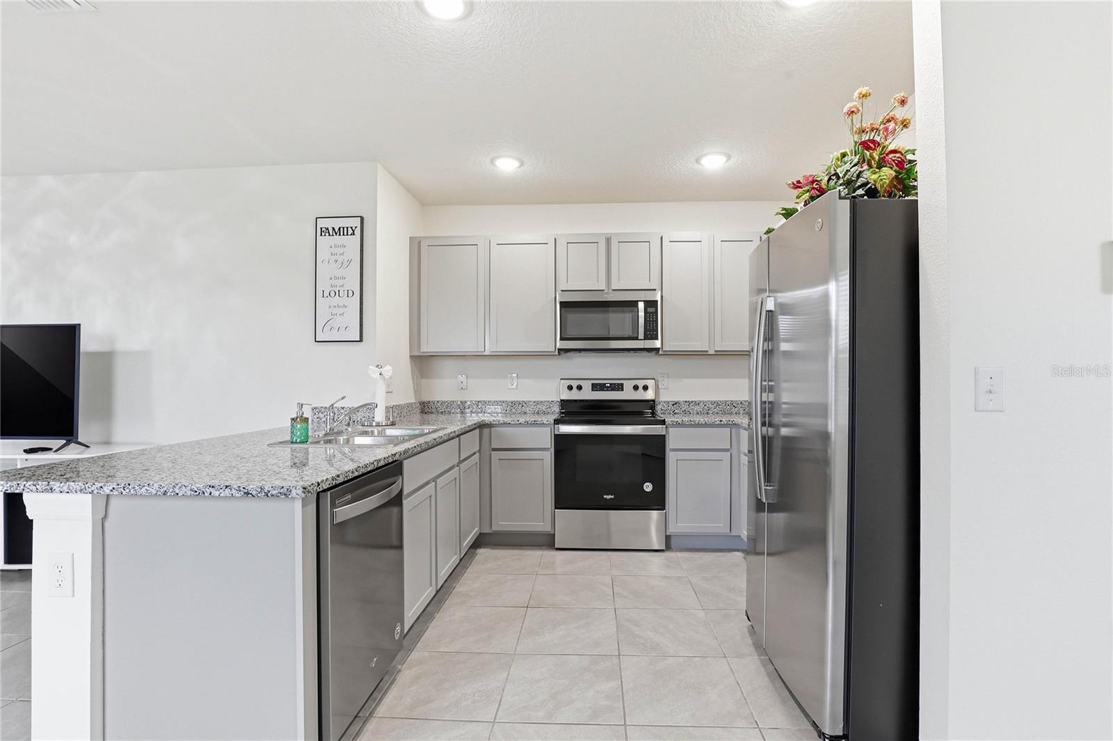2839 Maiden Grass Isle Property Photo 15