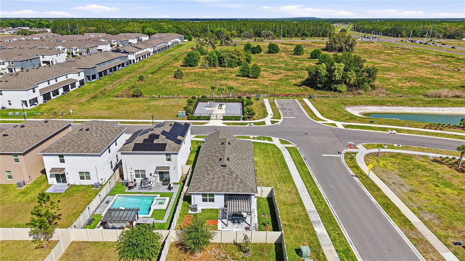 2839 Maiden Grass Isle Property Photo 34