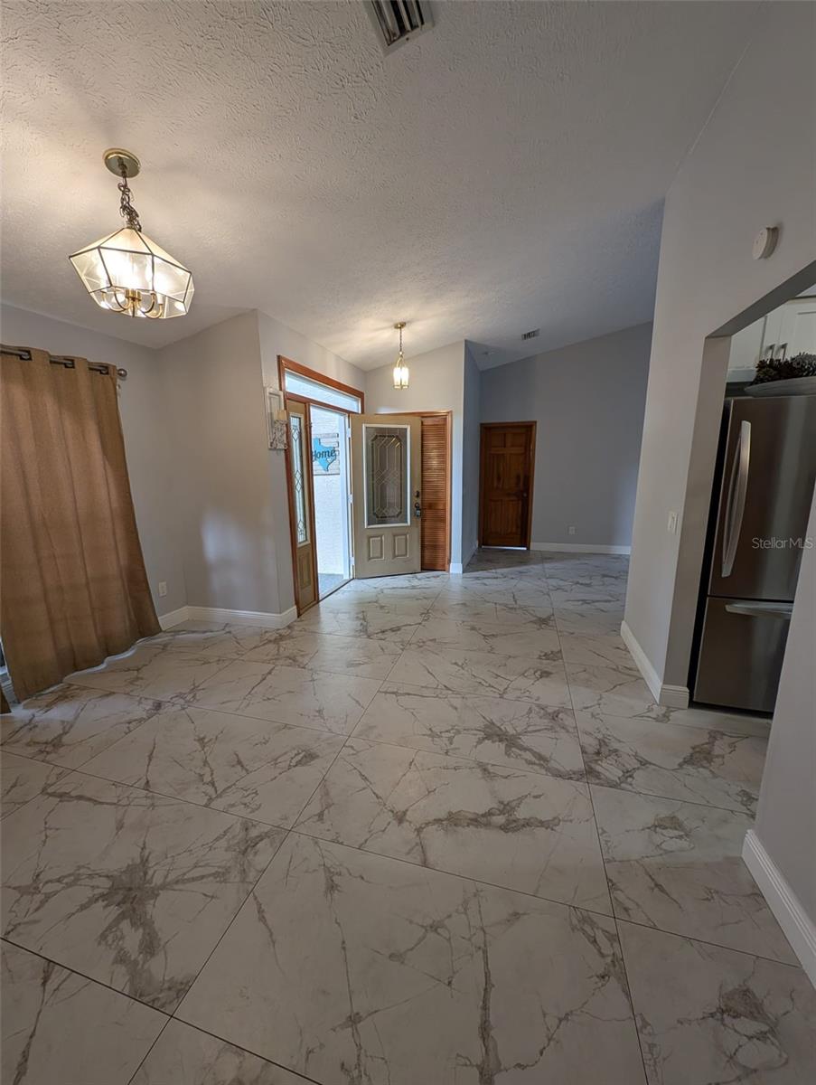 2106 Whitlock Pl Property Photo 5