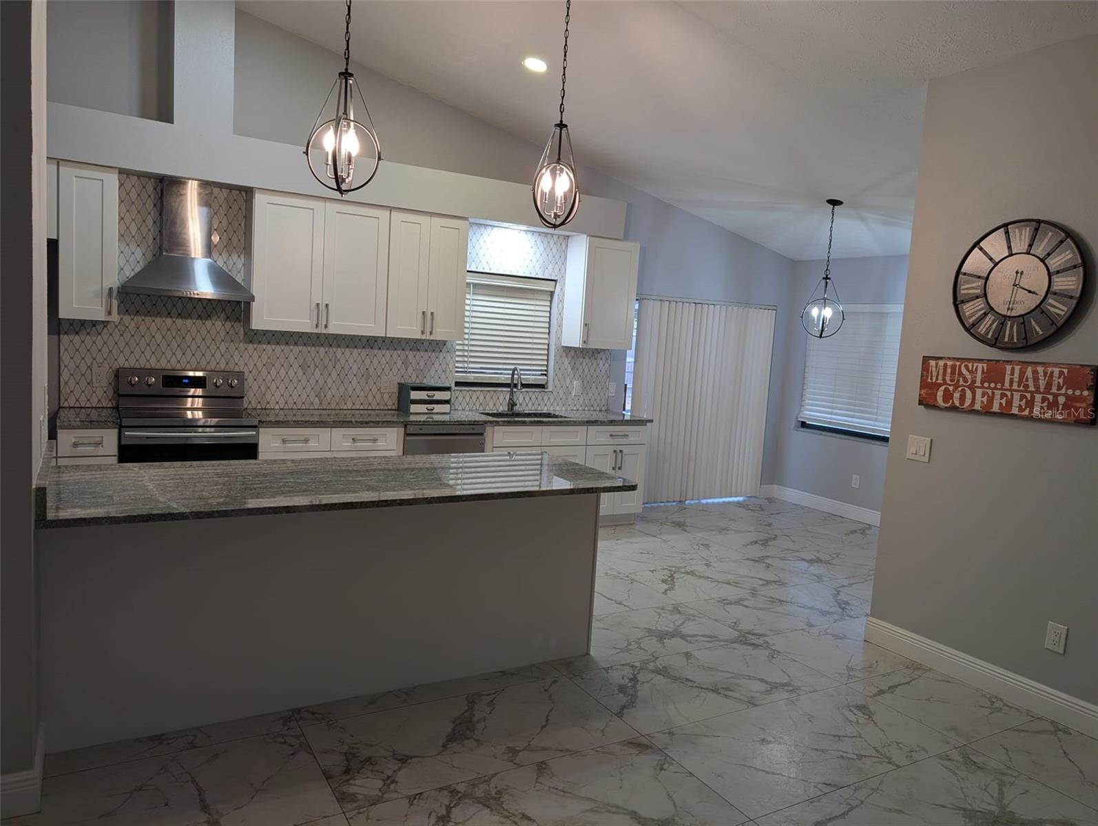 2106 Whitlock Pl Property Photo 8