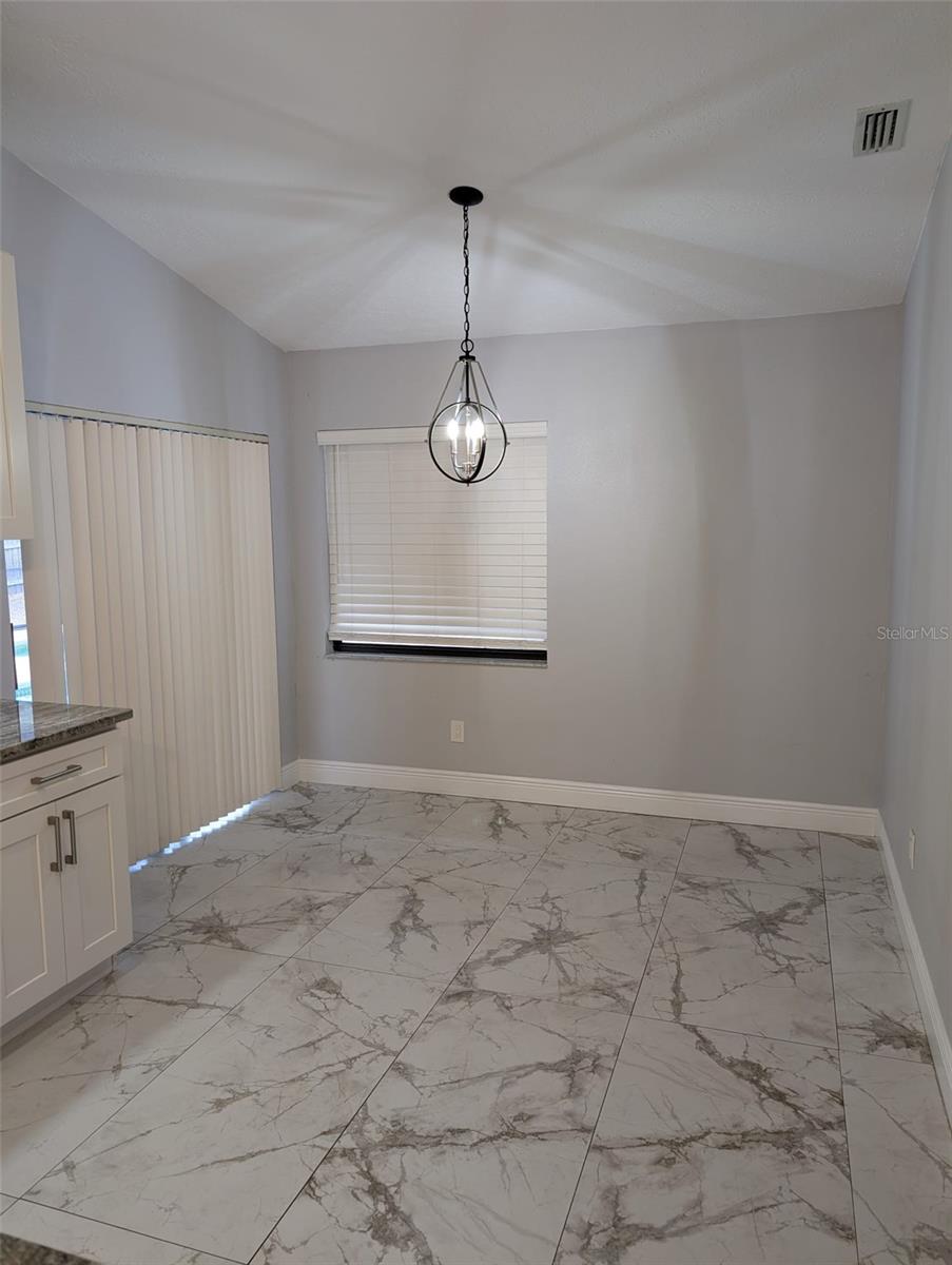 2106 Whitlock Pl Property Photo 10