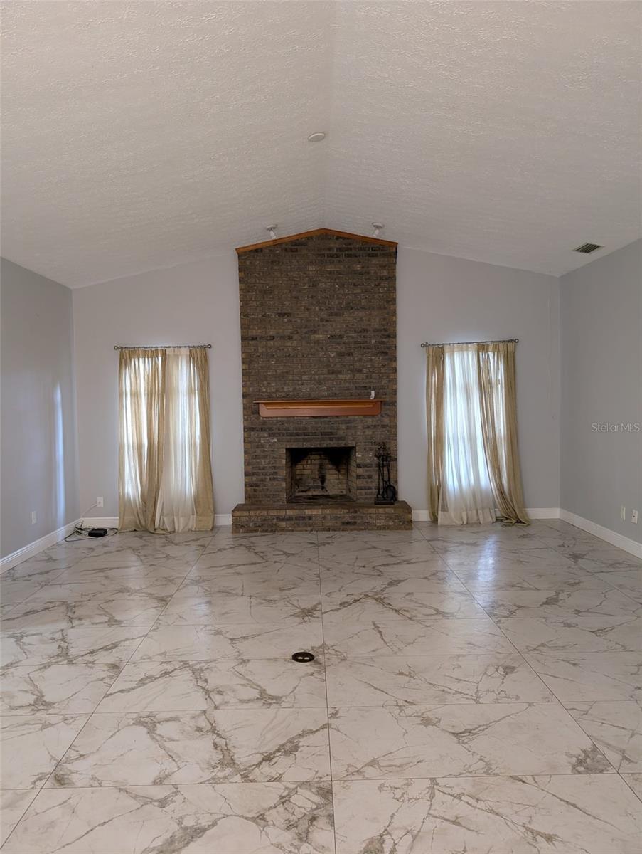 2106 Whitlock Pl Property Photo 11